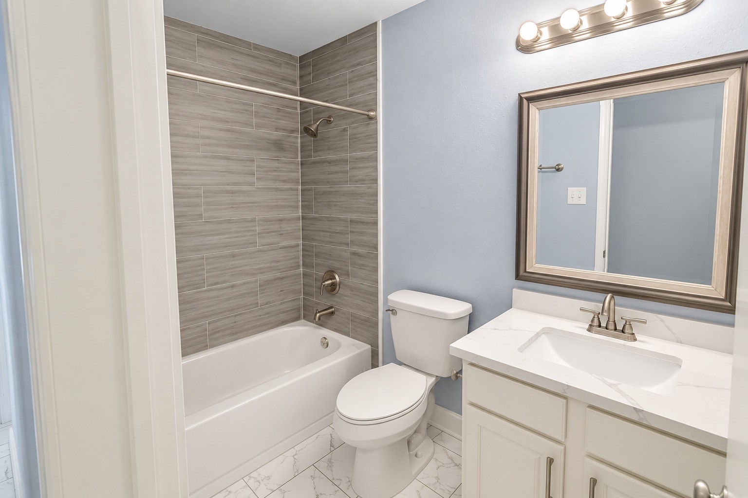 Secondary Bath | Beautifully Updated with Tile Surround and Modern Finishes