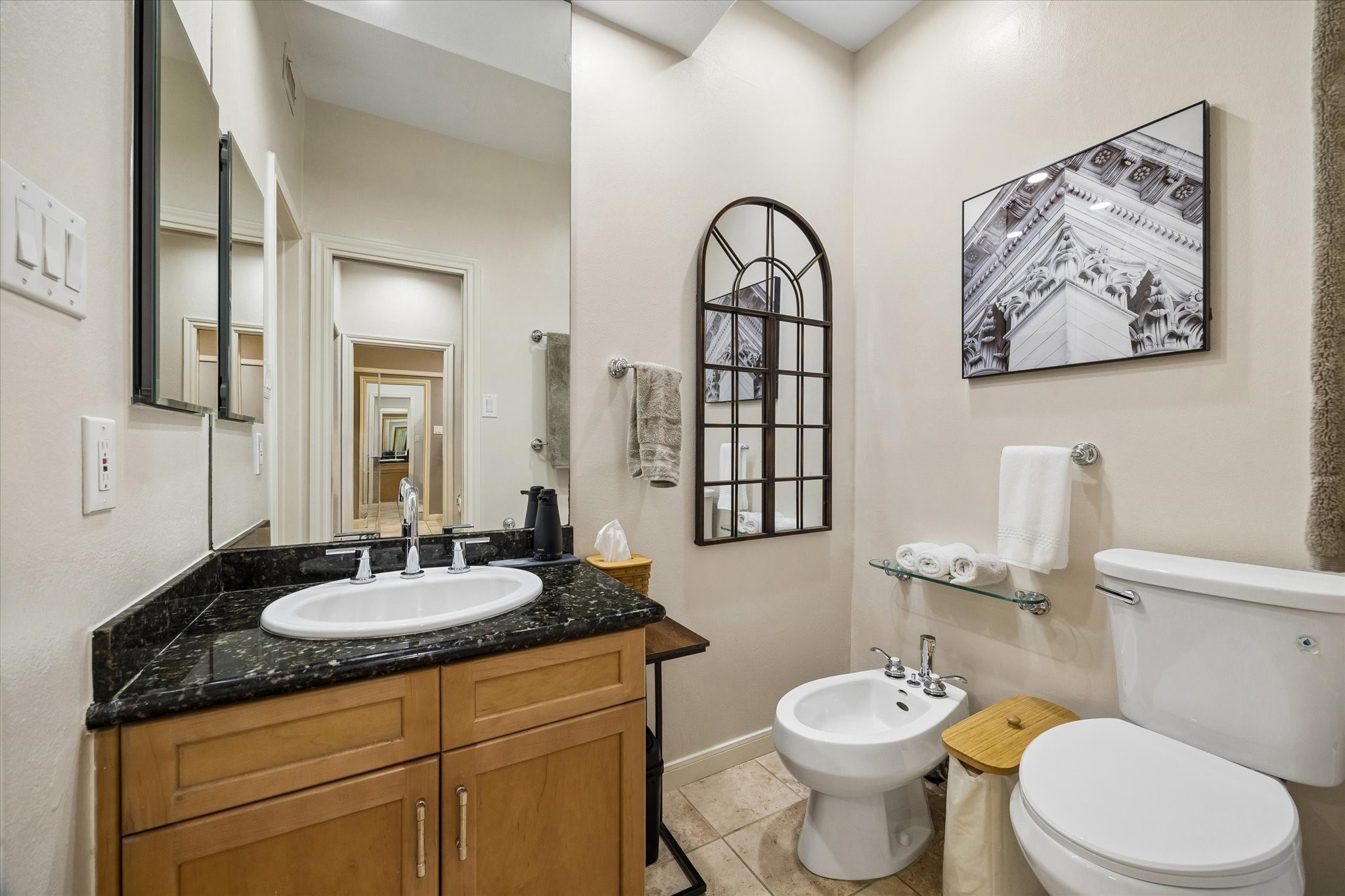 Half bath includes a bidet - how great is that!