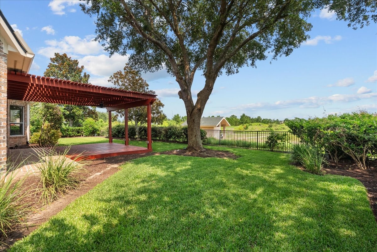 5214 Blue Cypress Lane, League City, TX 77573