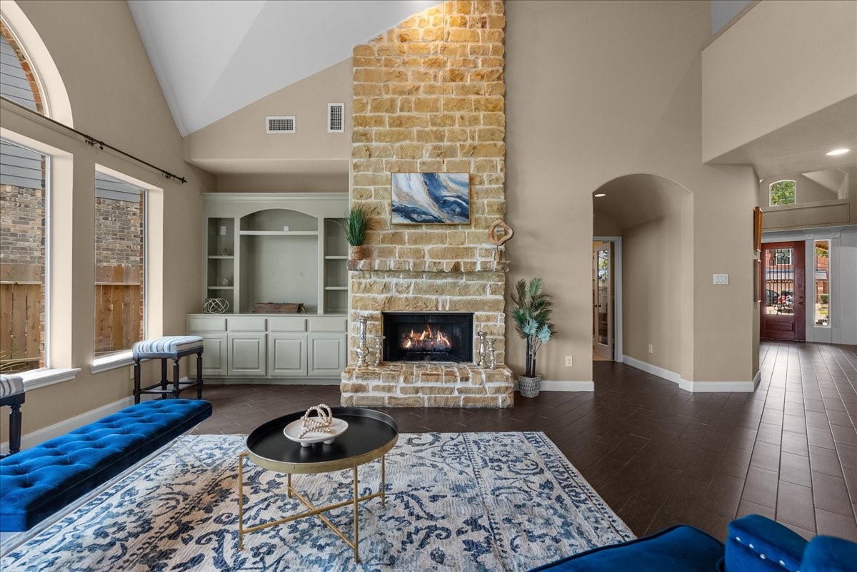 5214 Blue Cypress Lane, League City, TX 77573