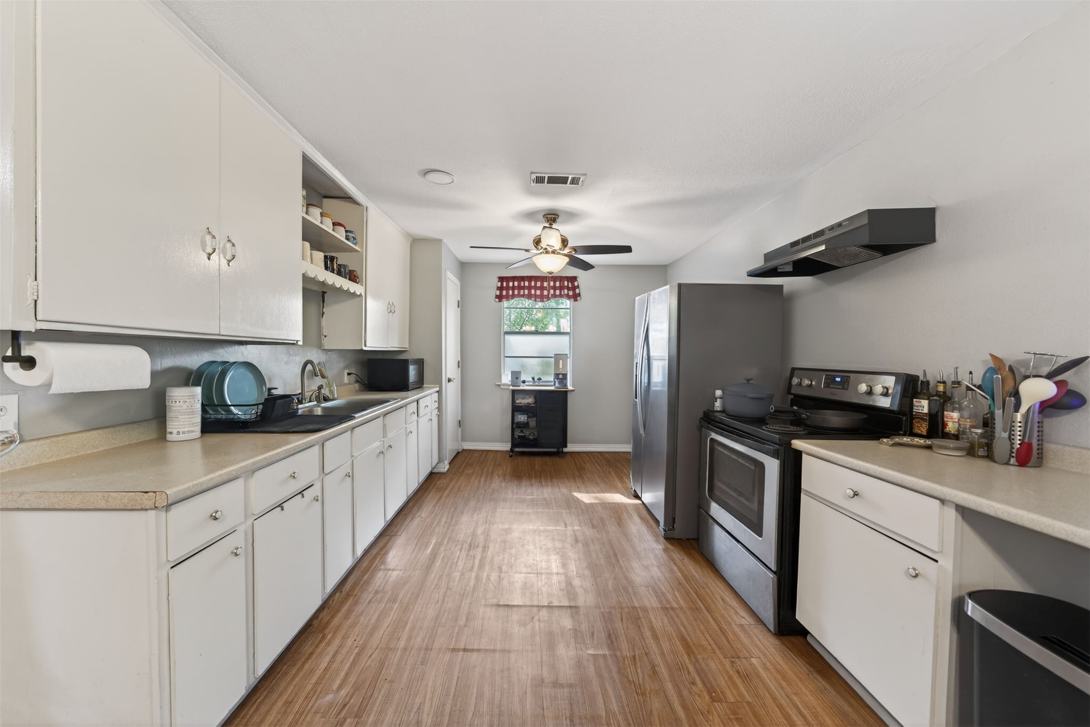15185 Travis Lane, Willis, TX 77378