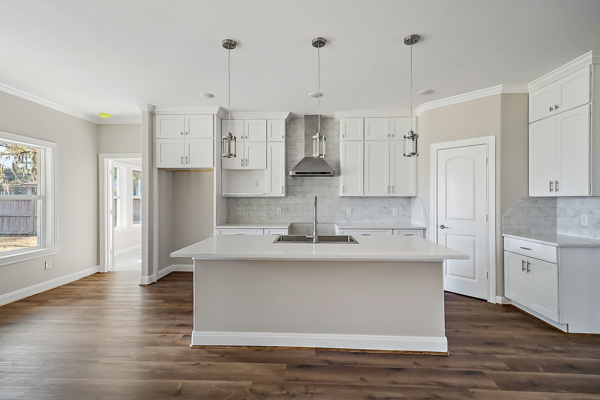 2122 Eagle Point Road, Crosby, TX 77532