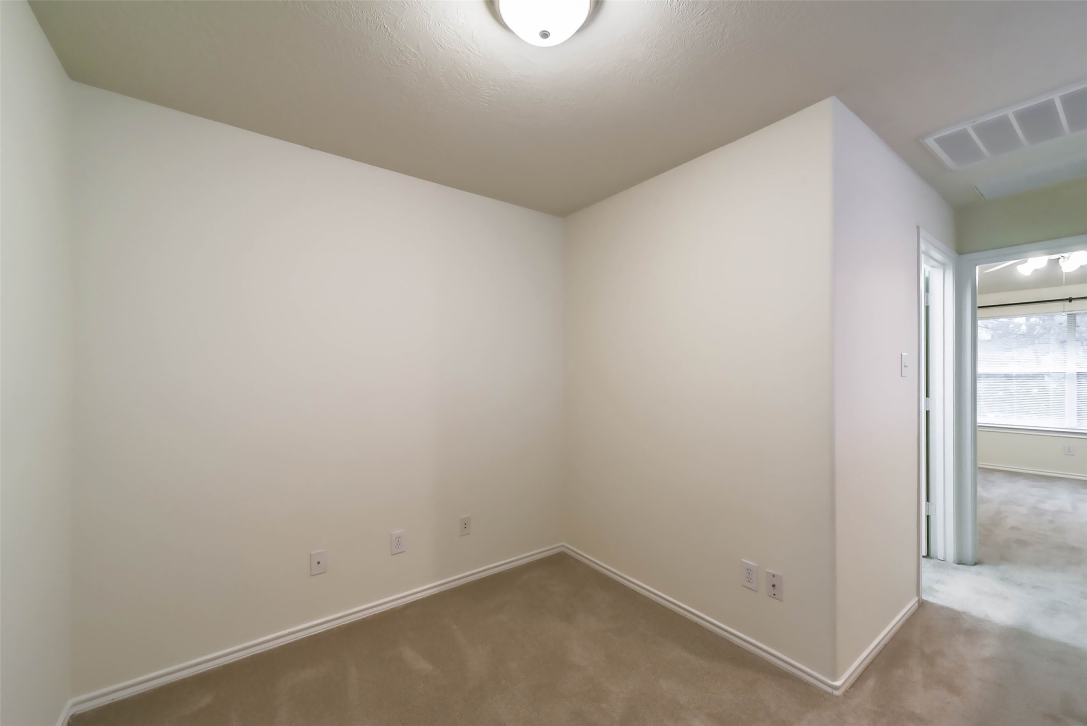 246 W Stedhill Loop Loop, The Woodlands, TX 77384