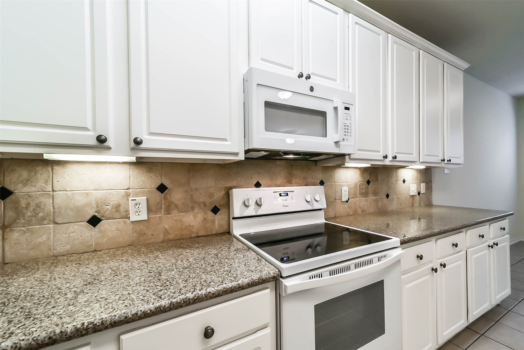 246 W Stedhill Loop Loop, The Woodlands, TX 77384