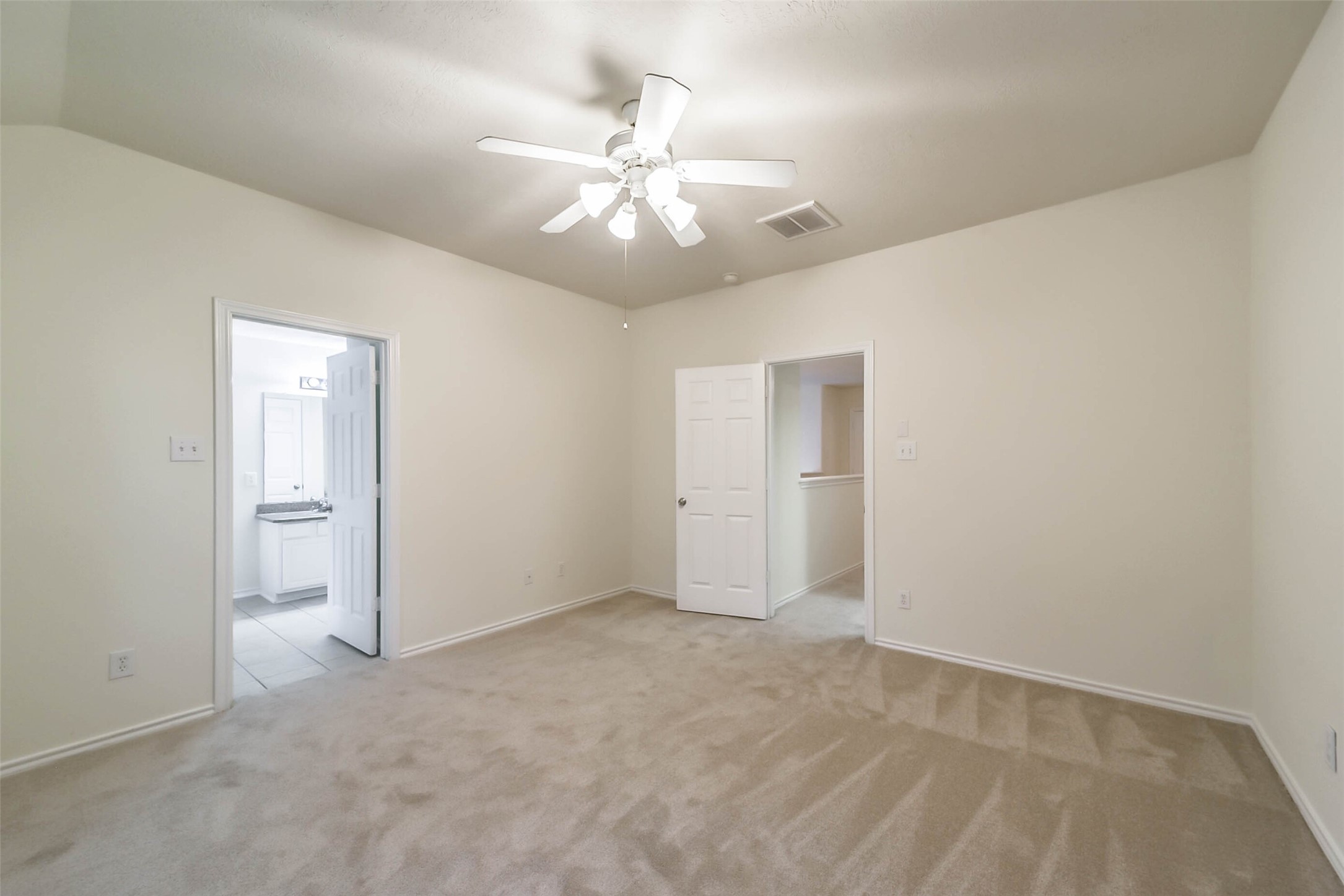 246 W Stedhill Loop Loop, The Woodlands, TX 77384