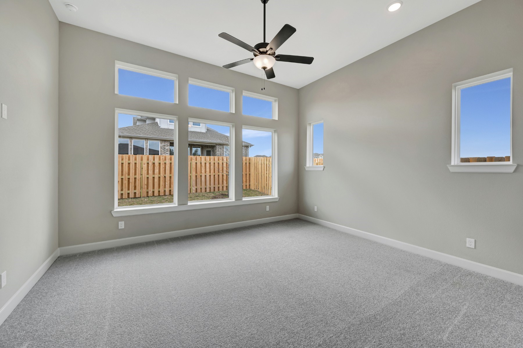 2335 Verano Street, Montgomery, TX 77316