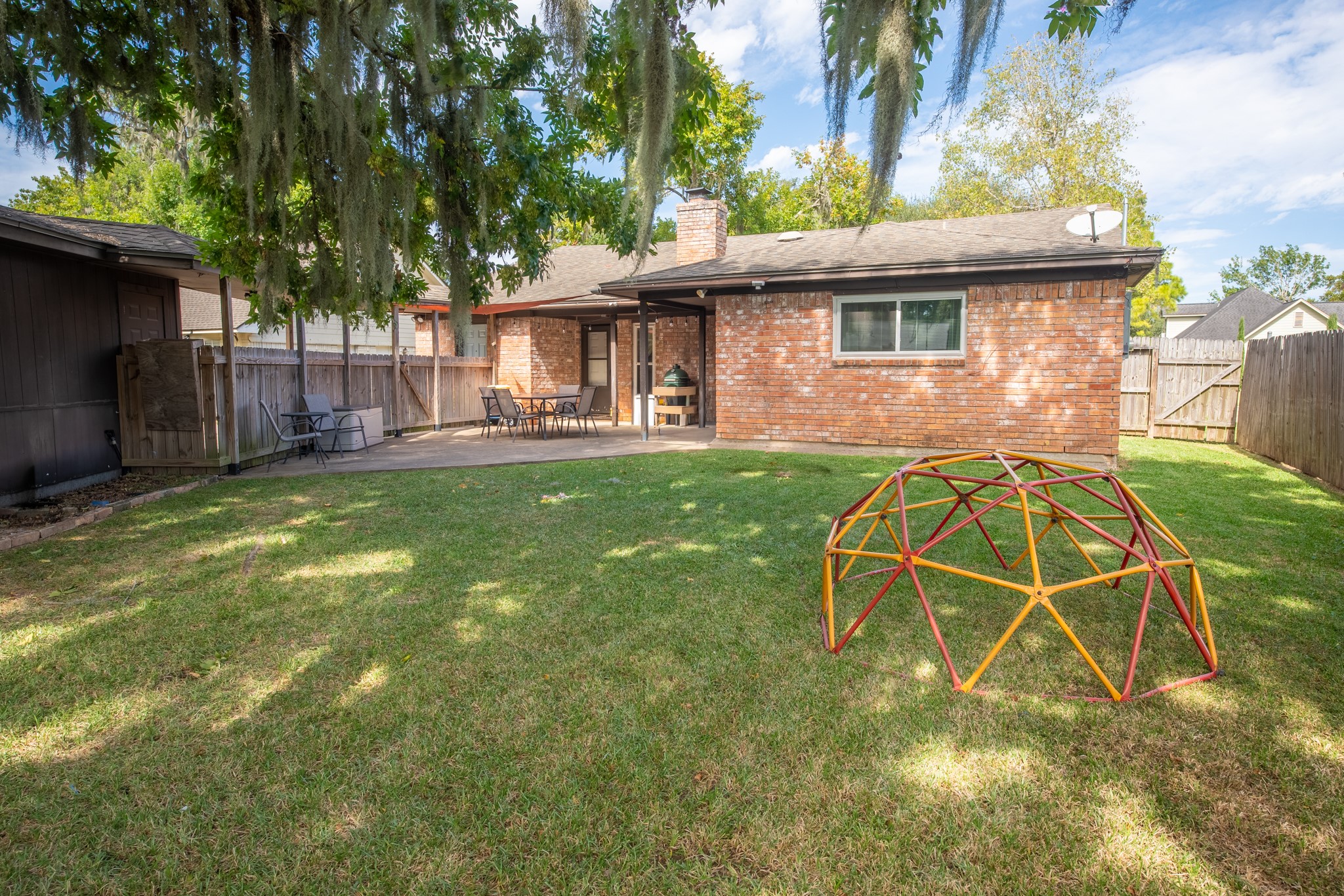 107 Anchusa Street Street, Lake Jackson, TX 77566
