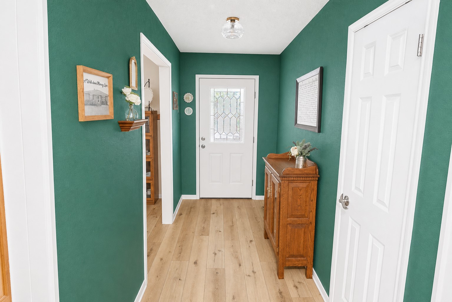 107 Anchusa Street Street, Lake Jackson, TX 77566