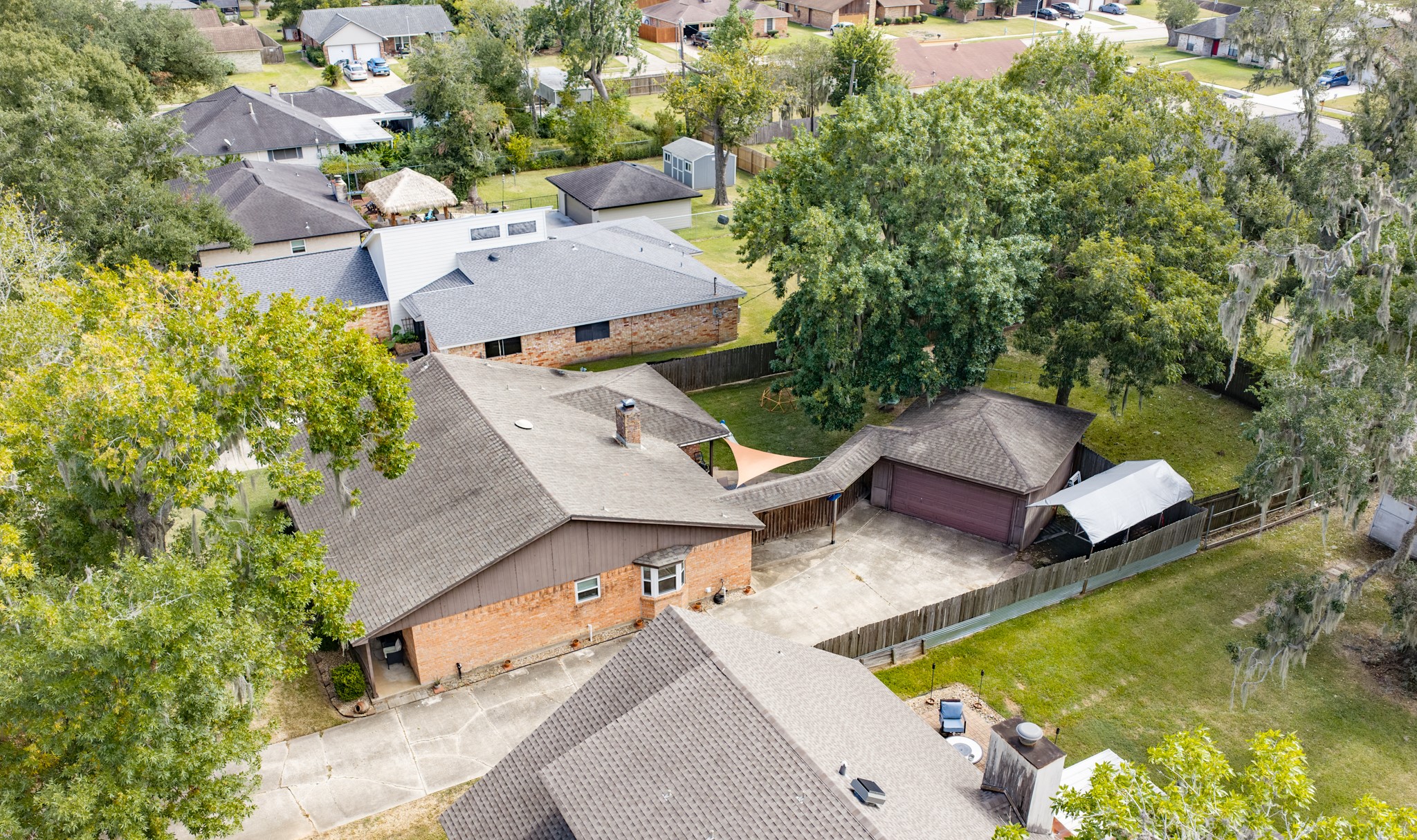 107 Anchusa Street Street, Lake Jackson, TX 77566