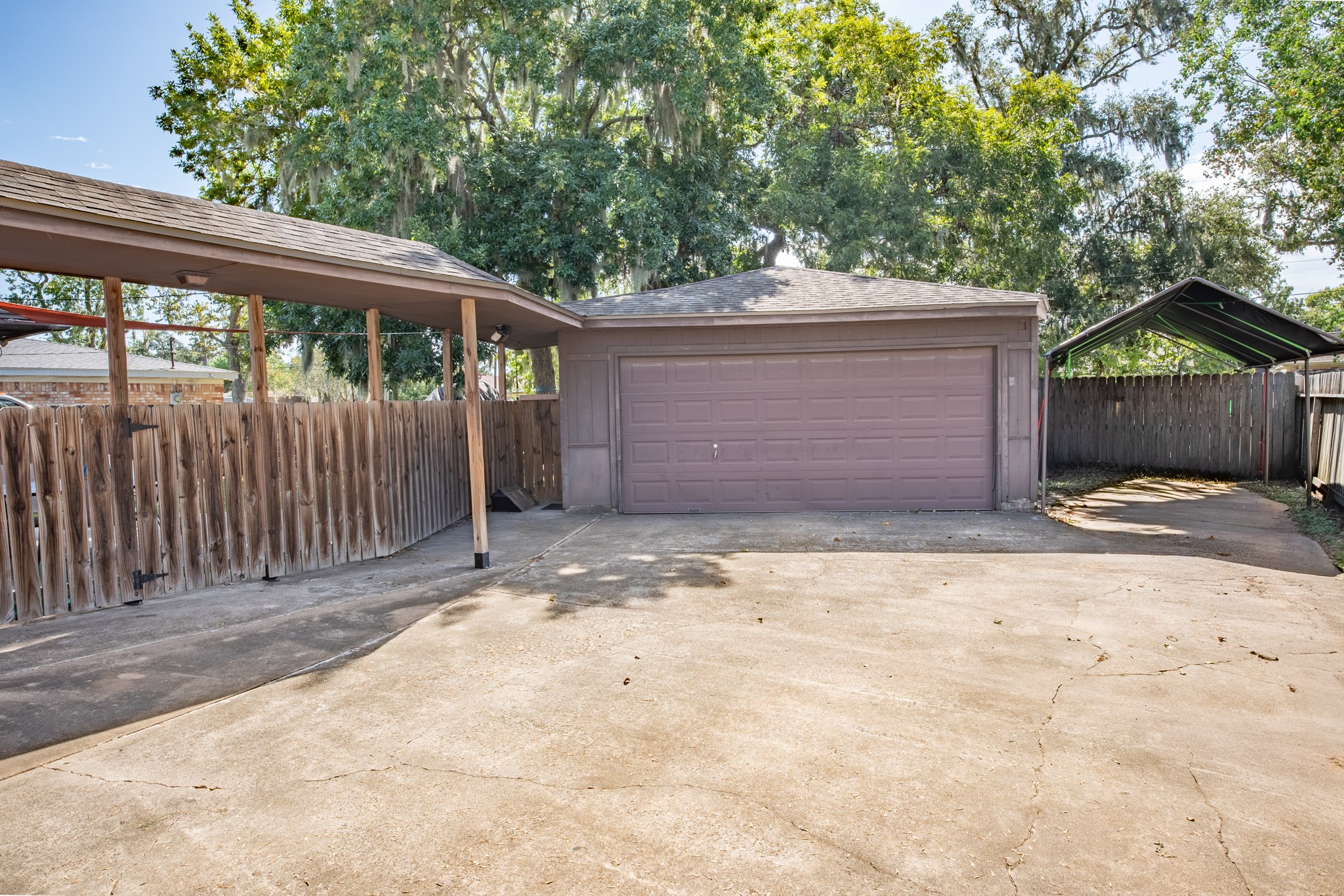 107 Anchusa Street Street, Lake Jackson, TX 77566