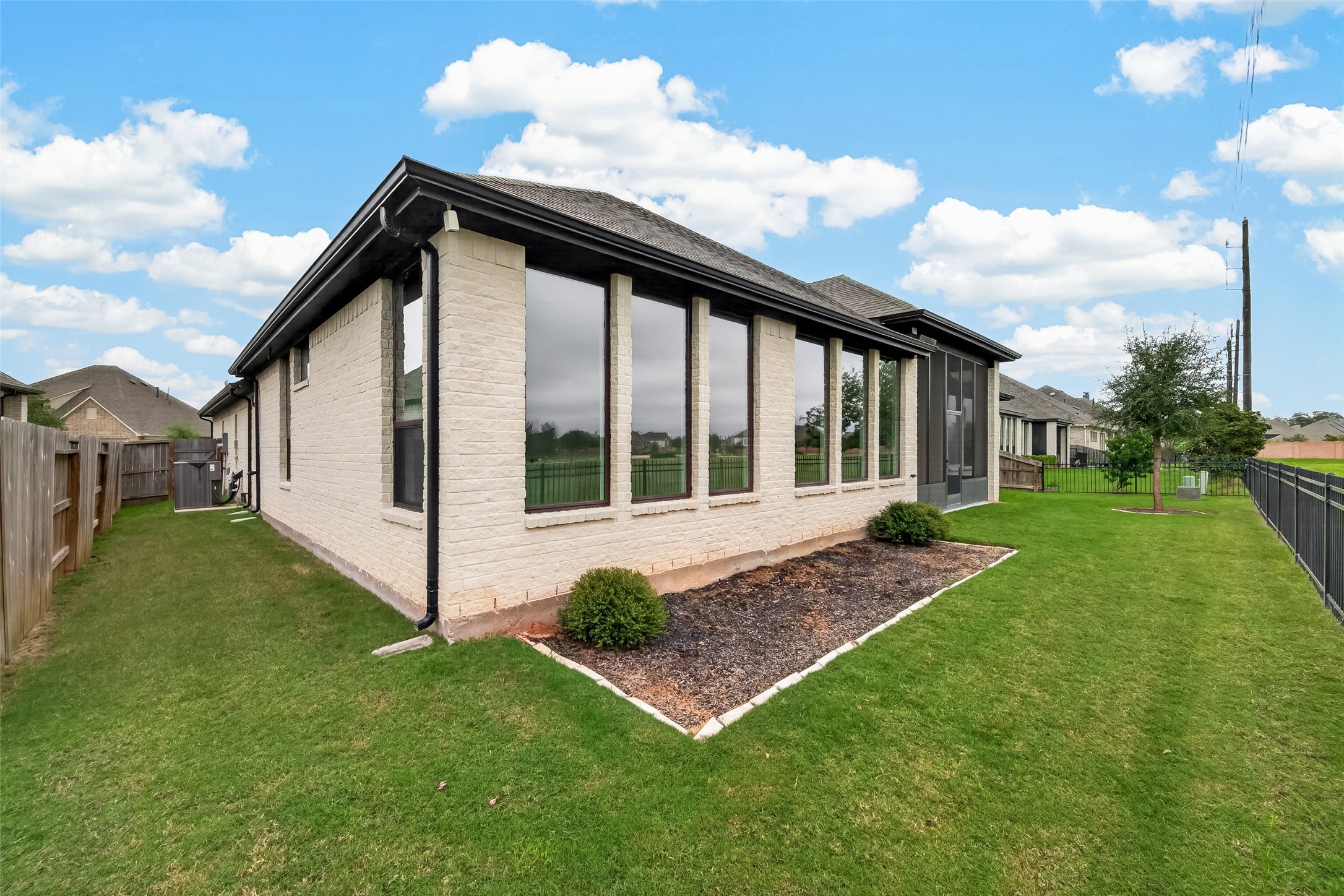 4910 creekbend Drive, Fulshear, TX 77441