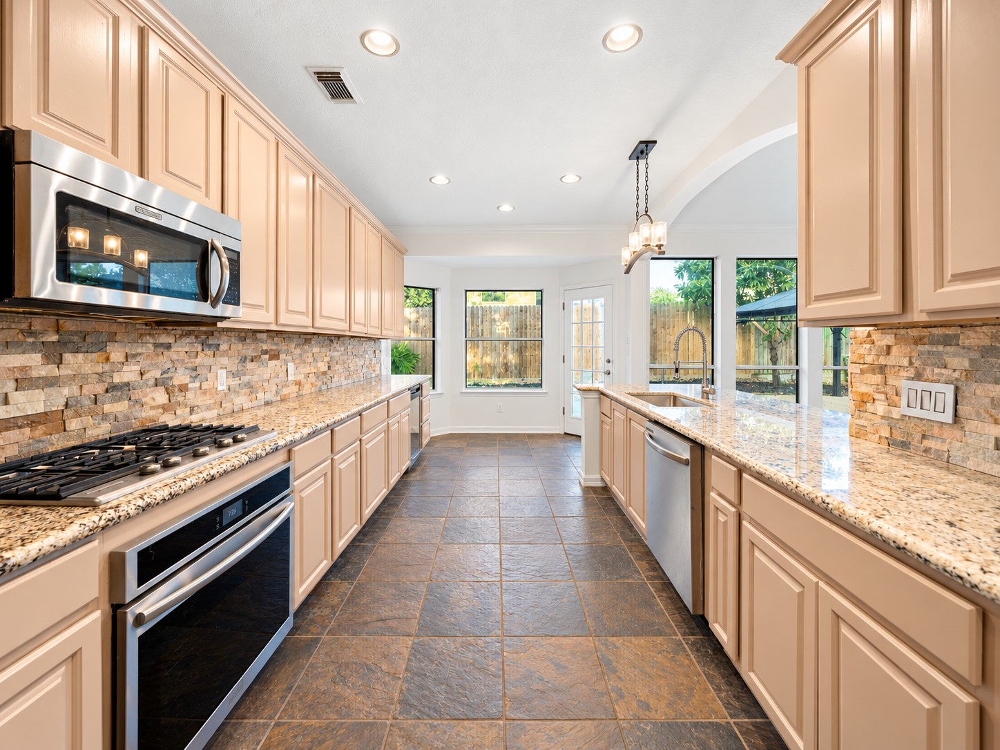 310 Cedar Lake Drive, League City, TX 77573 310 Cedar Lake Drive, League City, TX 77573