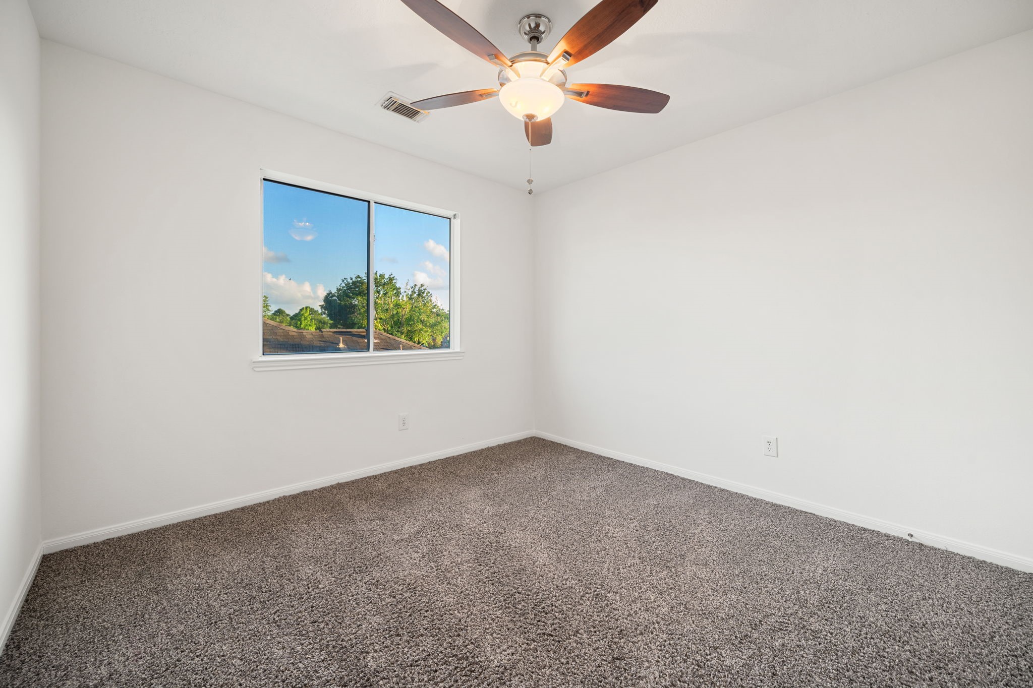 310 Cedar Lake Drive, League City, TX 77573
