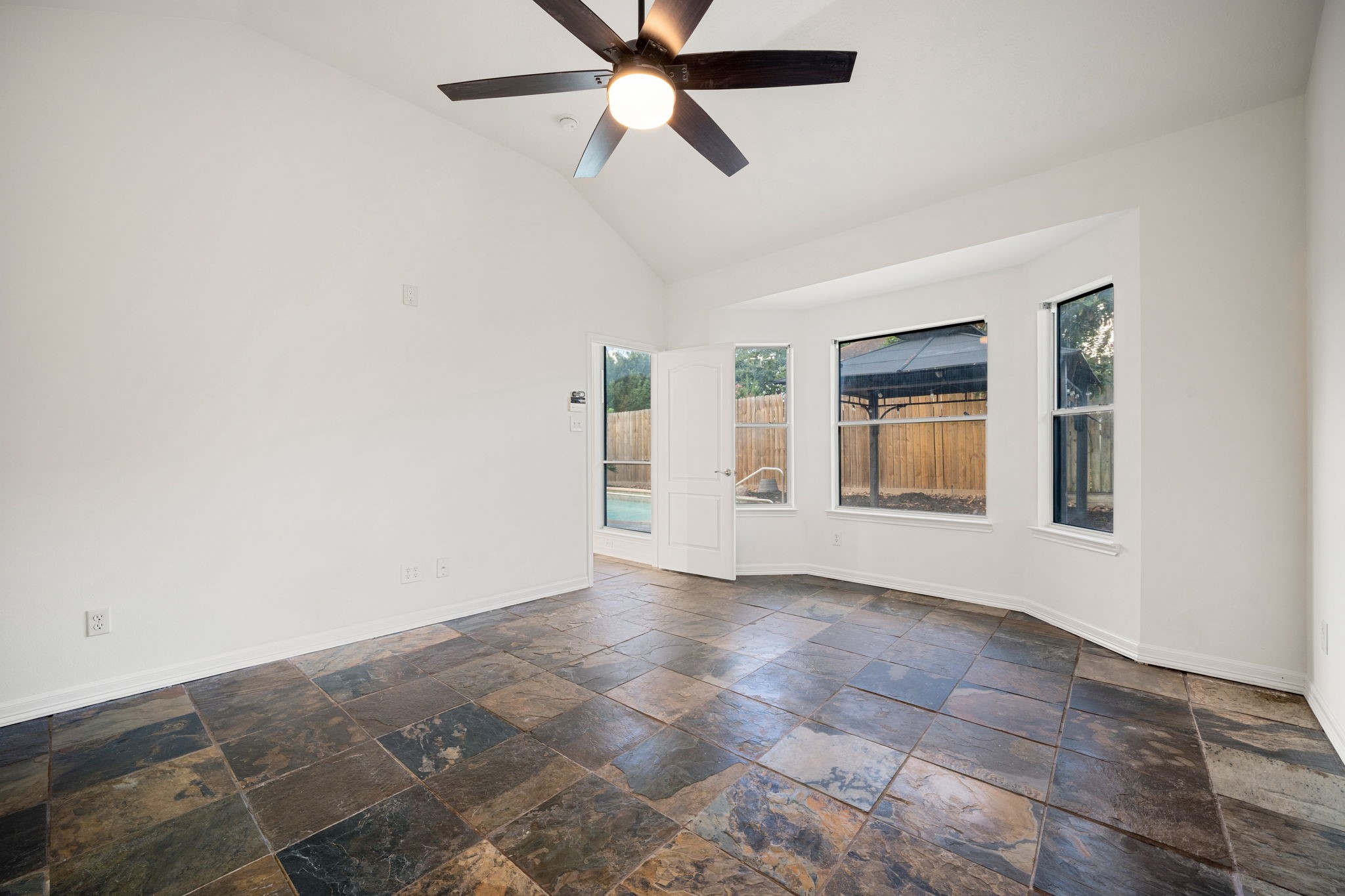 310 Cedar Lake Drive, League City, TX 77573