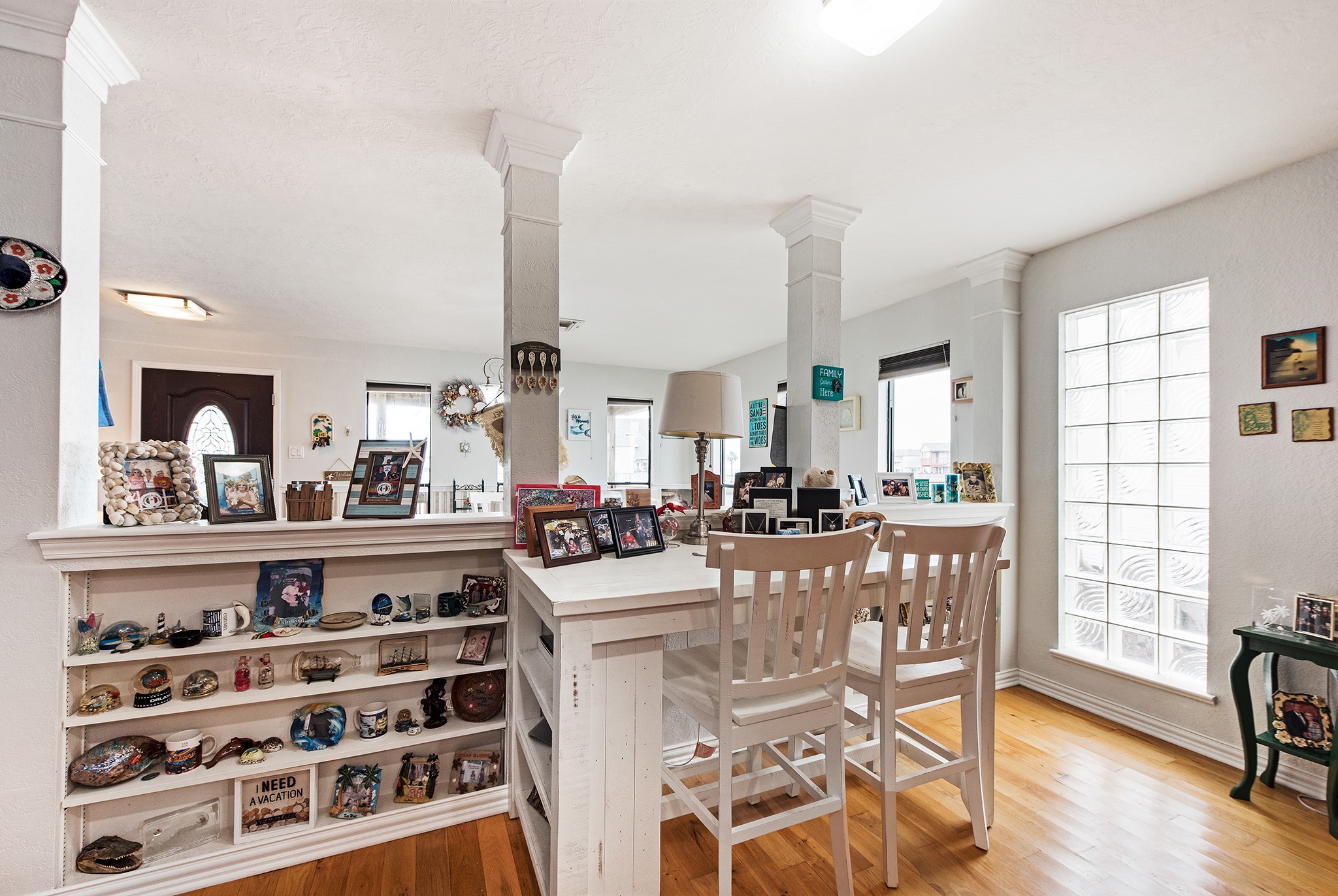 336 Admiral Circle, Tiki Island, TX 77554