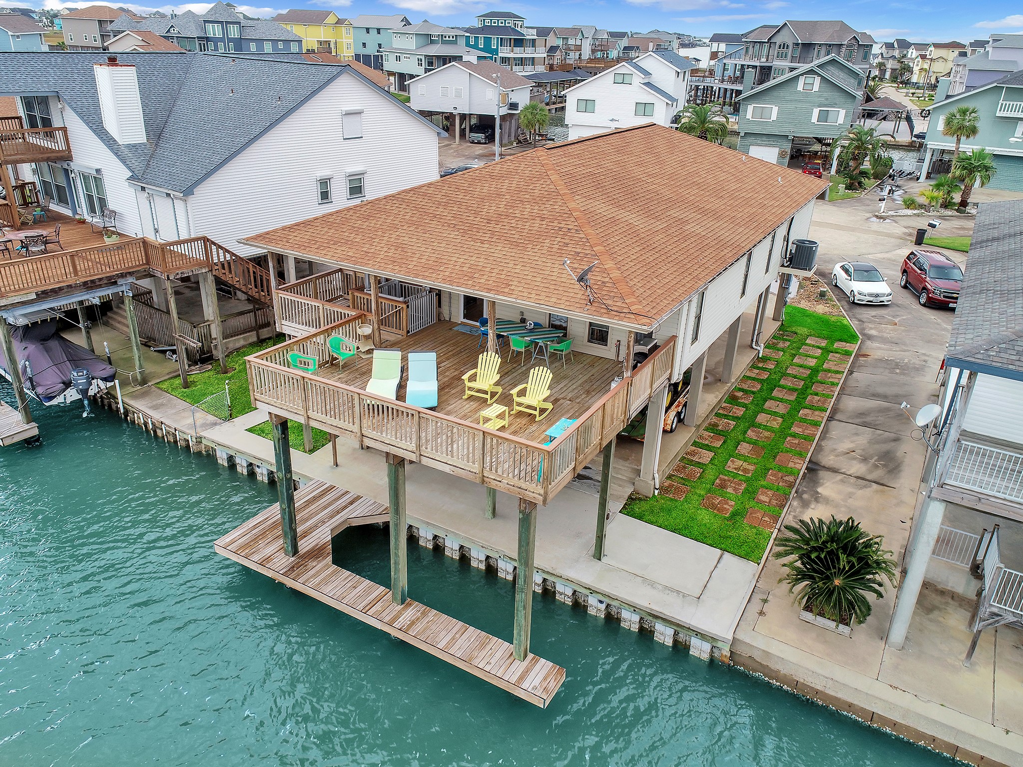 336 Admiral Circle, Tiki Island, TX 77554 336 Admiral Circle, Tiki Island, TX 77554