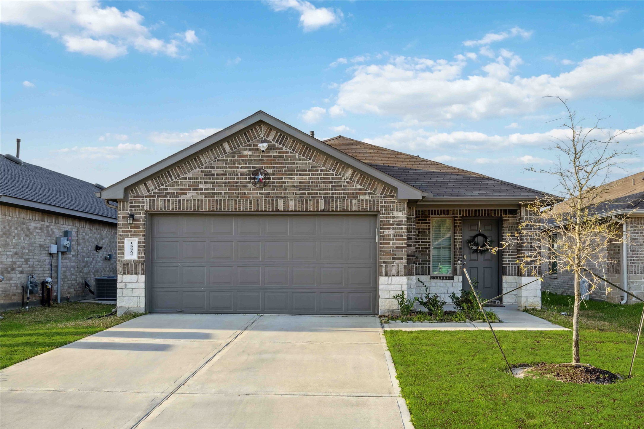 16684 Lonely Pines Drive, Conroe, TX 77302