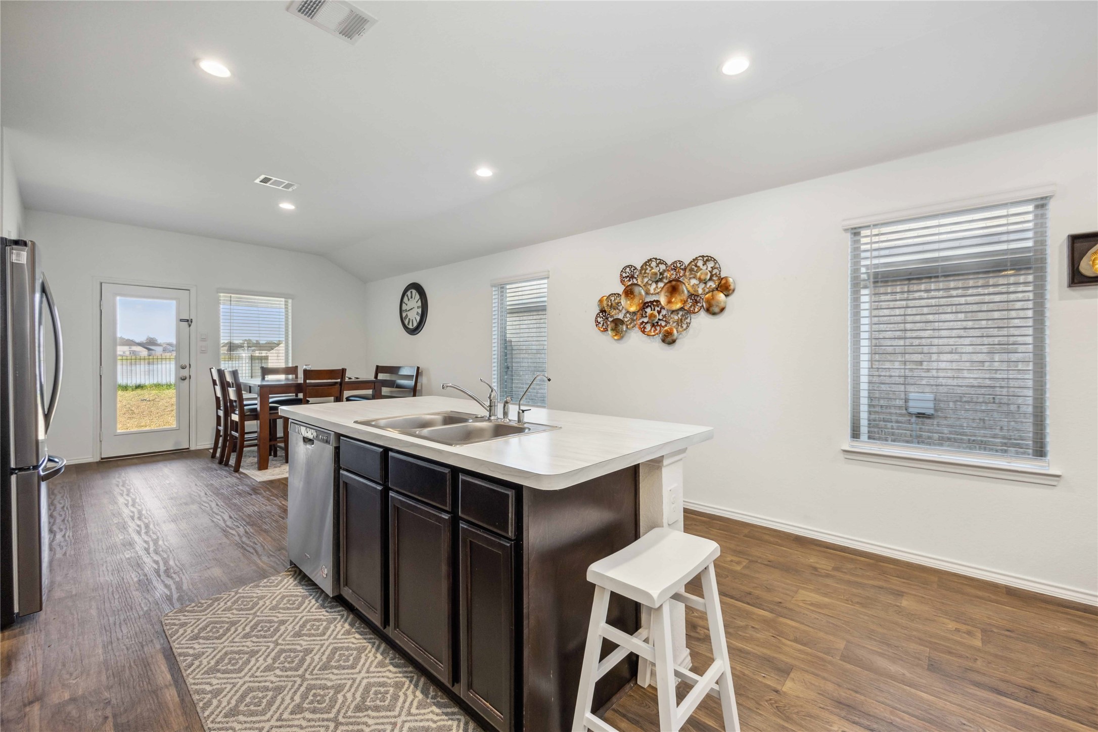 16684 Lonely Pines Drive, Conroe, TX 77302