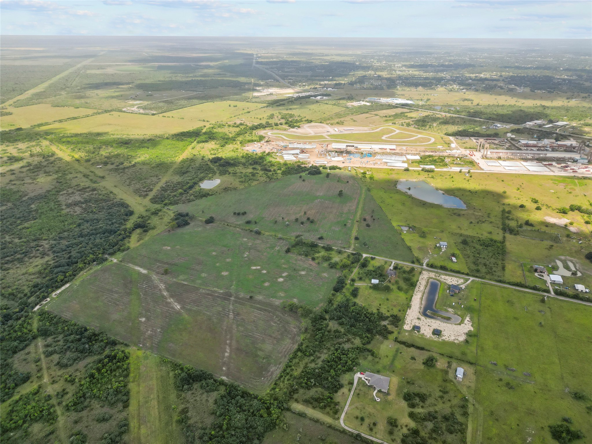 0000 Blimp Base, Hitchcock, TX 77563