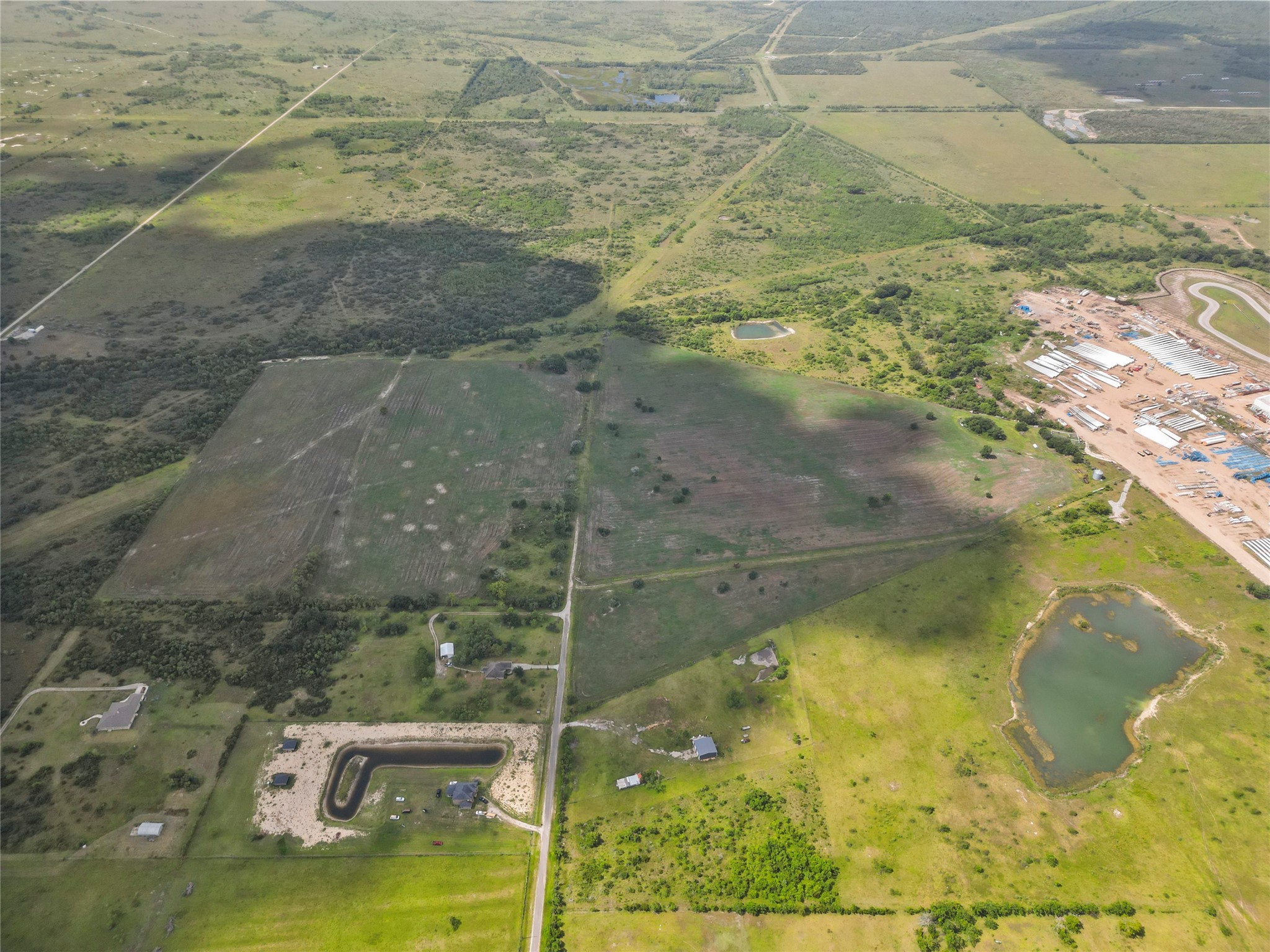 0000 Blimp Base, Hitchcock, TX 77563
