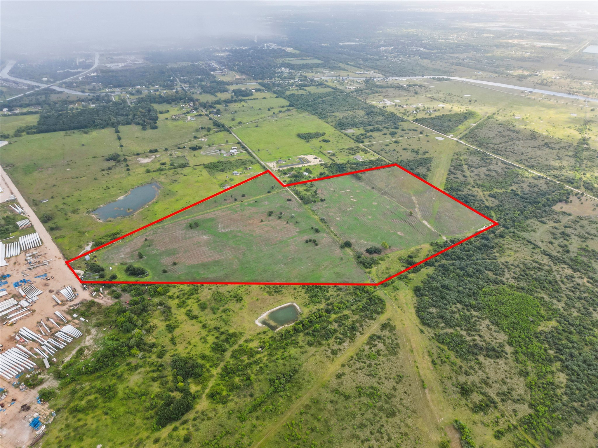 0000 Blimp Base, Hitchcock, TX 77563