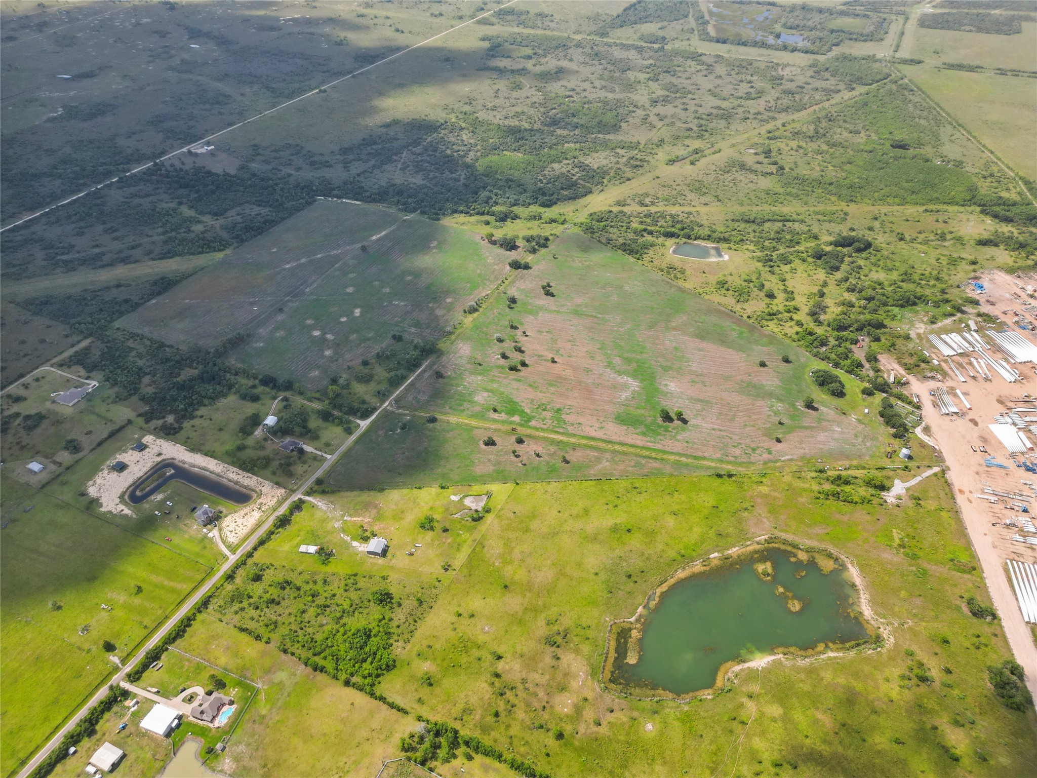 0000 Blimp Base, Hitchcock, TX 77563