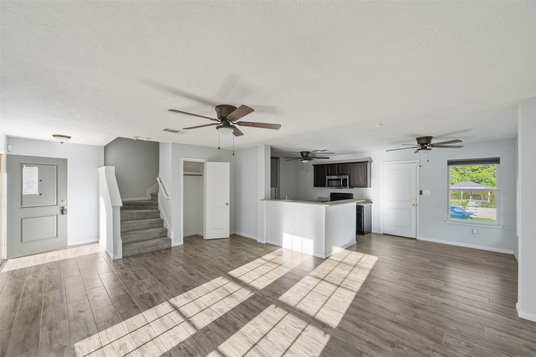 14986 Crockett Road, Willis, TX 77378