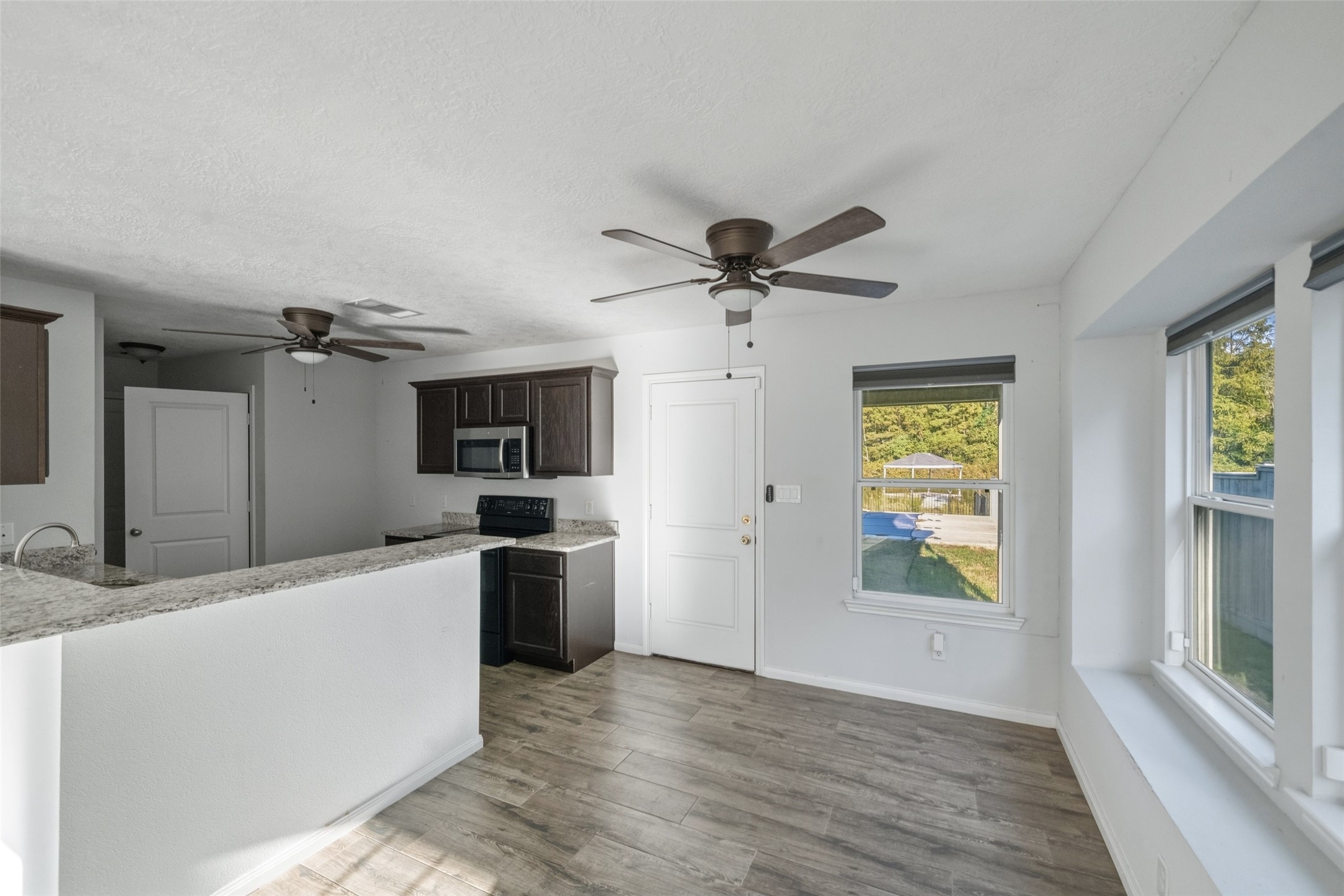 14986 Crockett Road, Willis, TX 77378