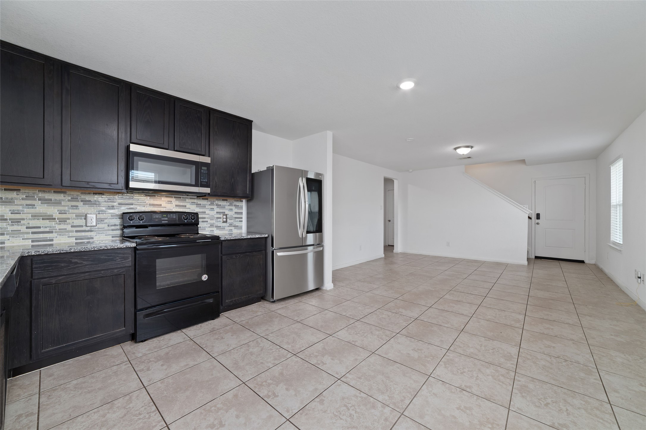 13070 Lake Conroe Bay Road, Willis, TX 77318