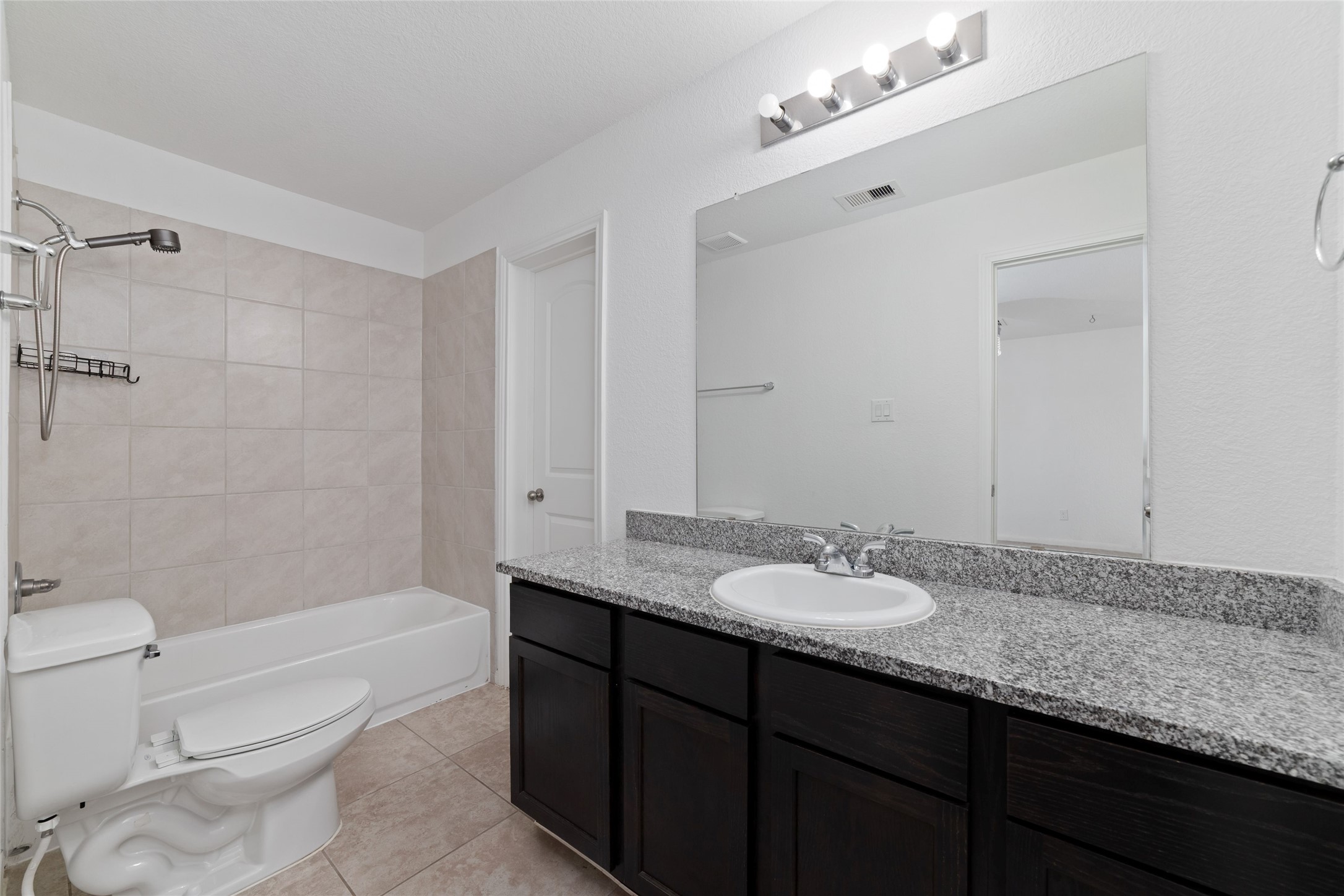 13070 Lake Conroe Bay Road, Willis, TX 77318