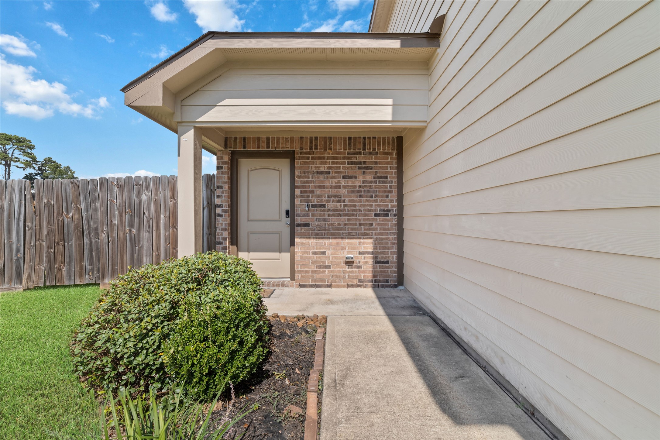 13070 Lake Conroe Bay Road, Willis, TX 77318 13070 Lake Conroe Bay Road, Willis, TX 77318