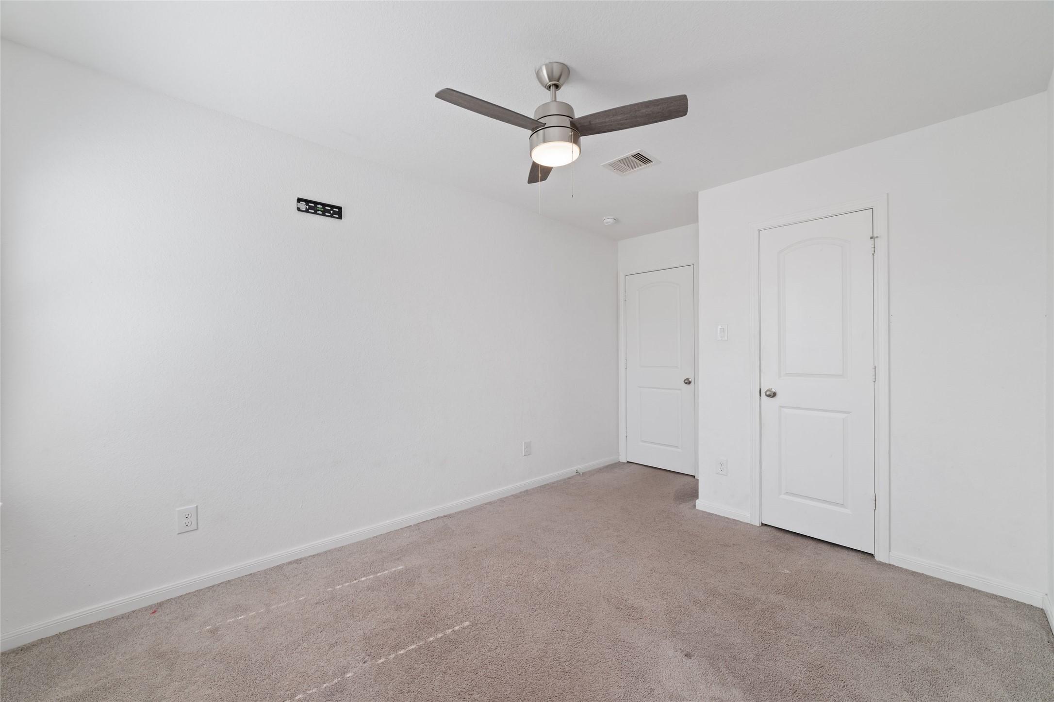13070 Lake Conroe Bay Road, Willis, TX 77318