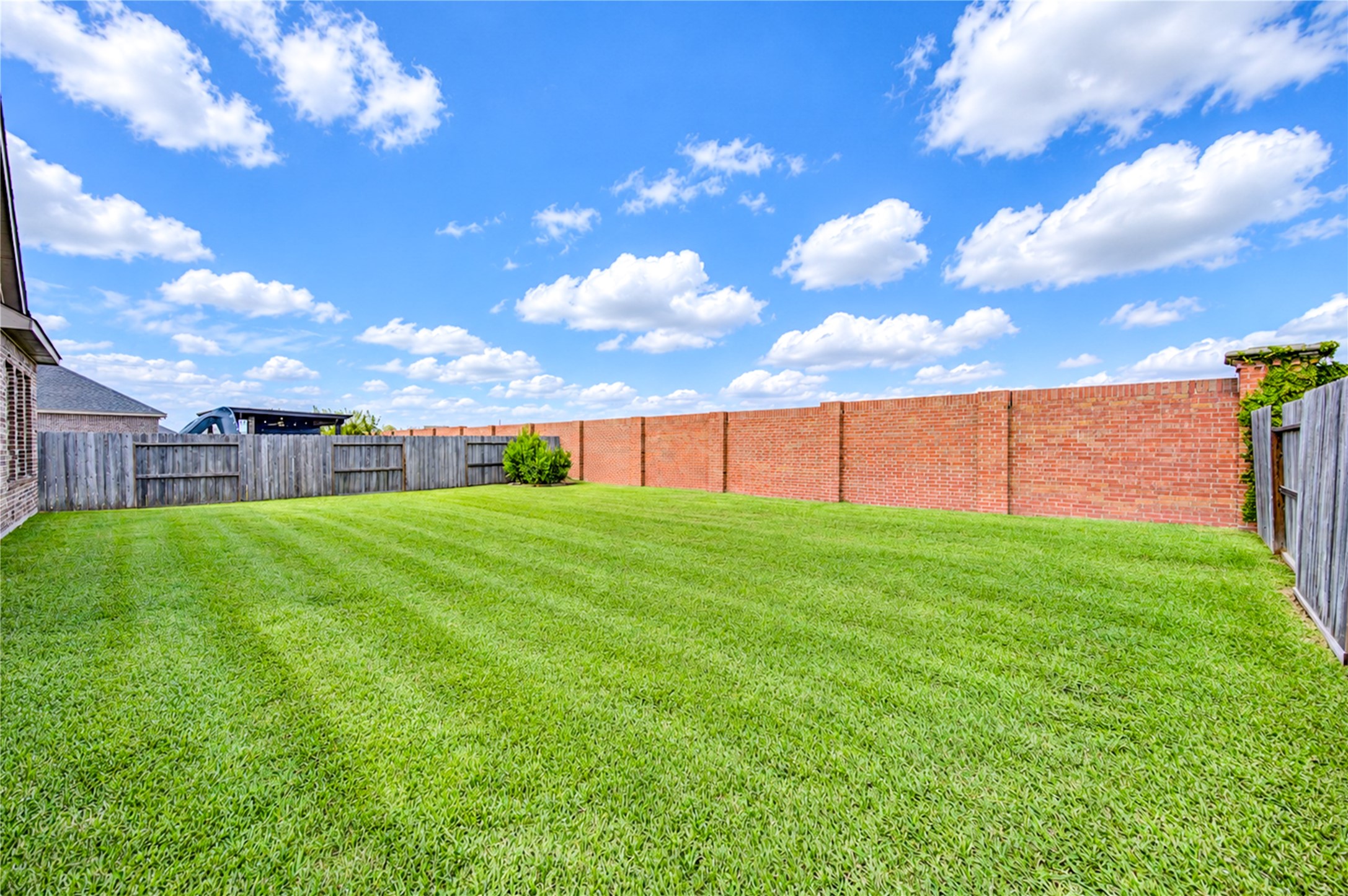 10515 Harvest Oak Court, Missouri City, TX 77459