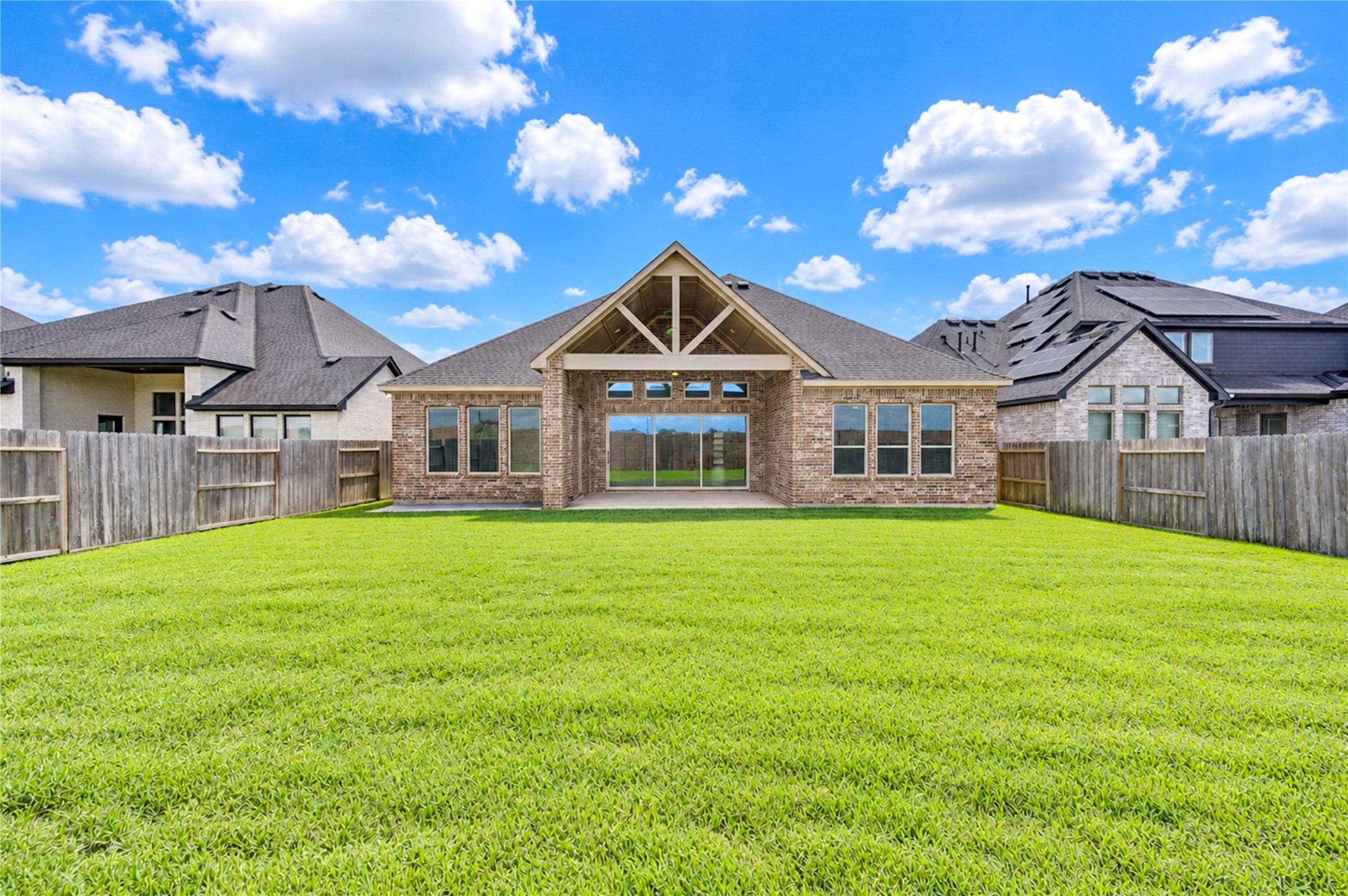 10515 Harvest Oak Court, Missouri City, TX 77459