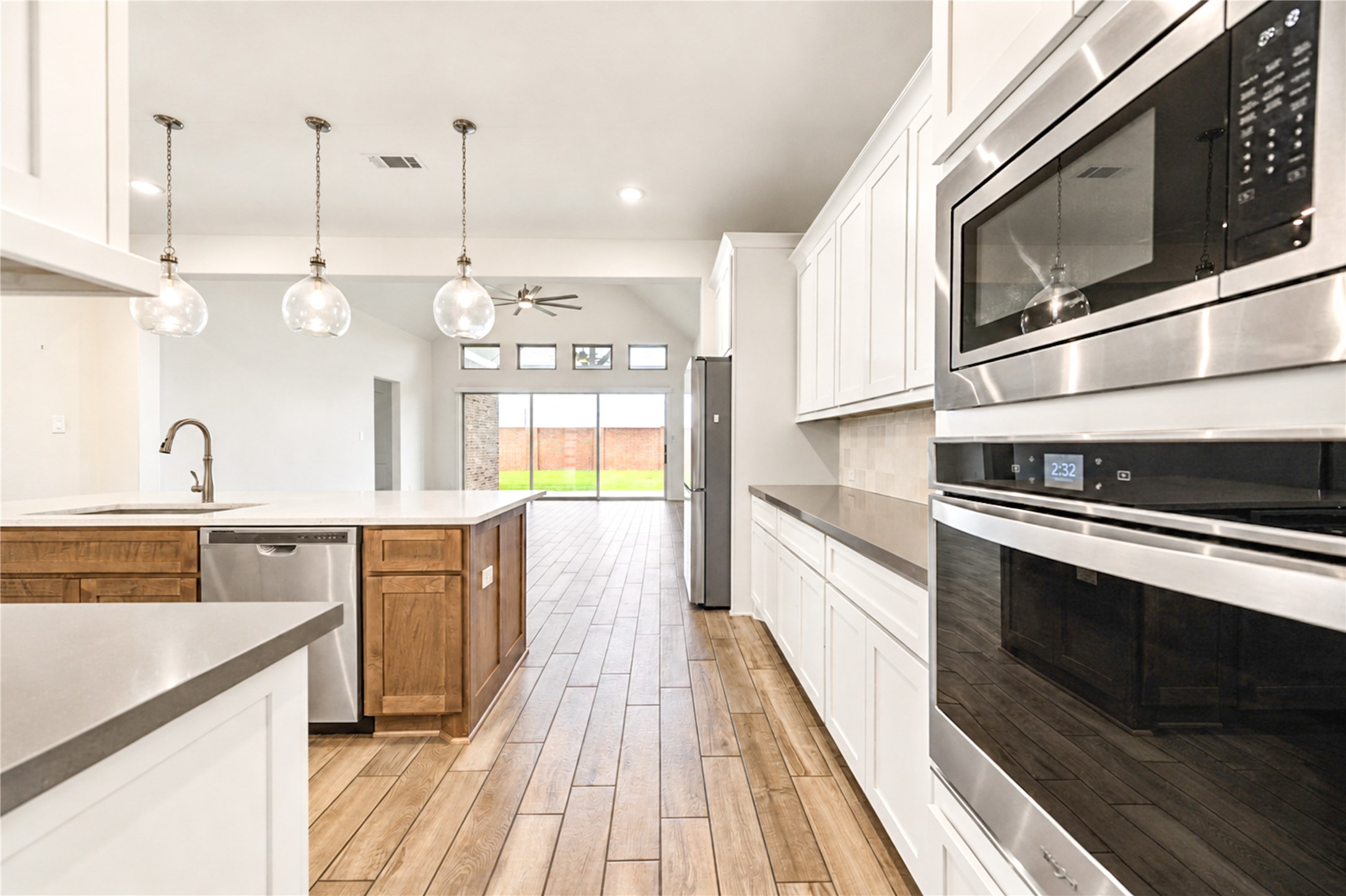 10515 Harvest Oak Court, Missouri City, TX 77459