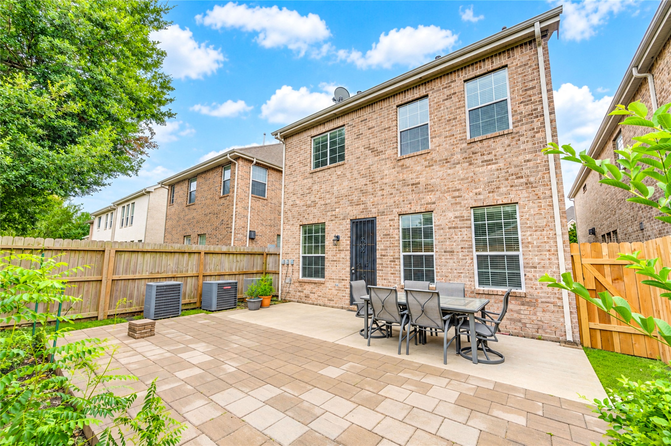 1231 Sopris Drive, Houston, TX 77077