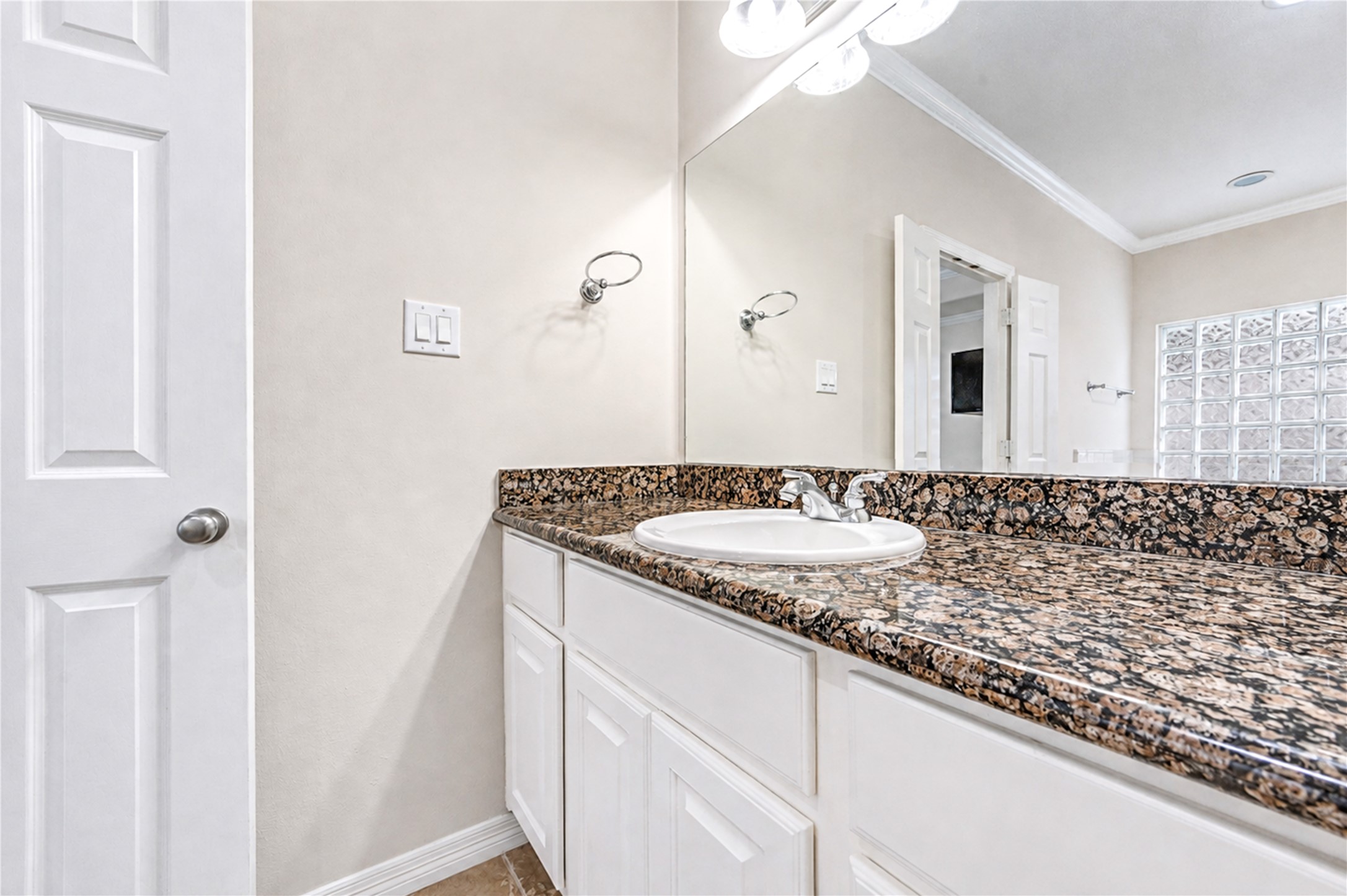 1231 Sopris Drive, Houston, TX 77077