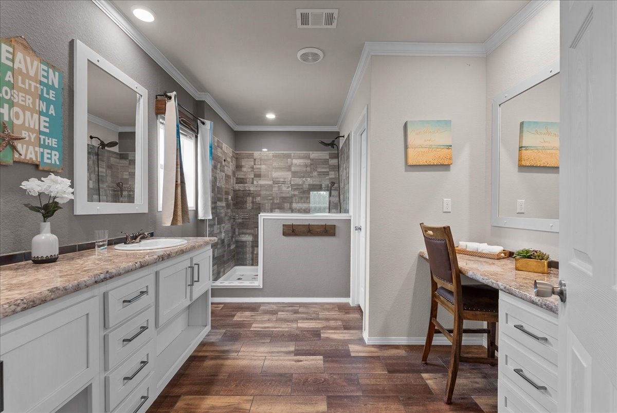 Primary Bathroom featuring a spacious vanity