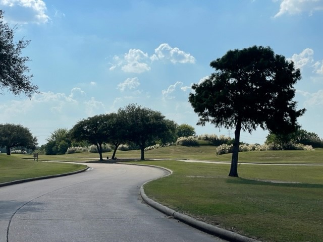 Your new home is just minutes from the highly acclaimed Southwyck Golf Club a public golf course. Located in Pearland, Texas, this 18-hole, par-72 links-style course is open to the general public.