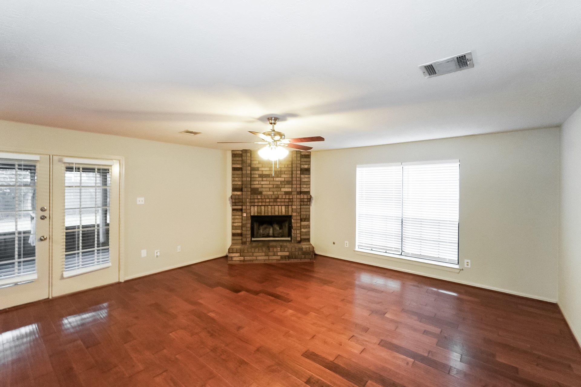 16810 Poplar Hill Street, Houston, TX 77095