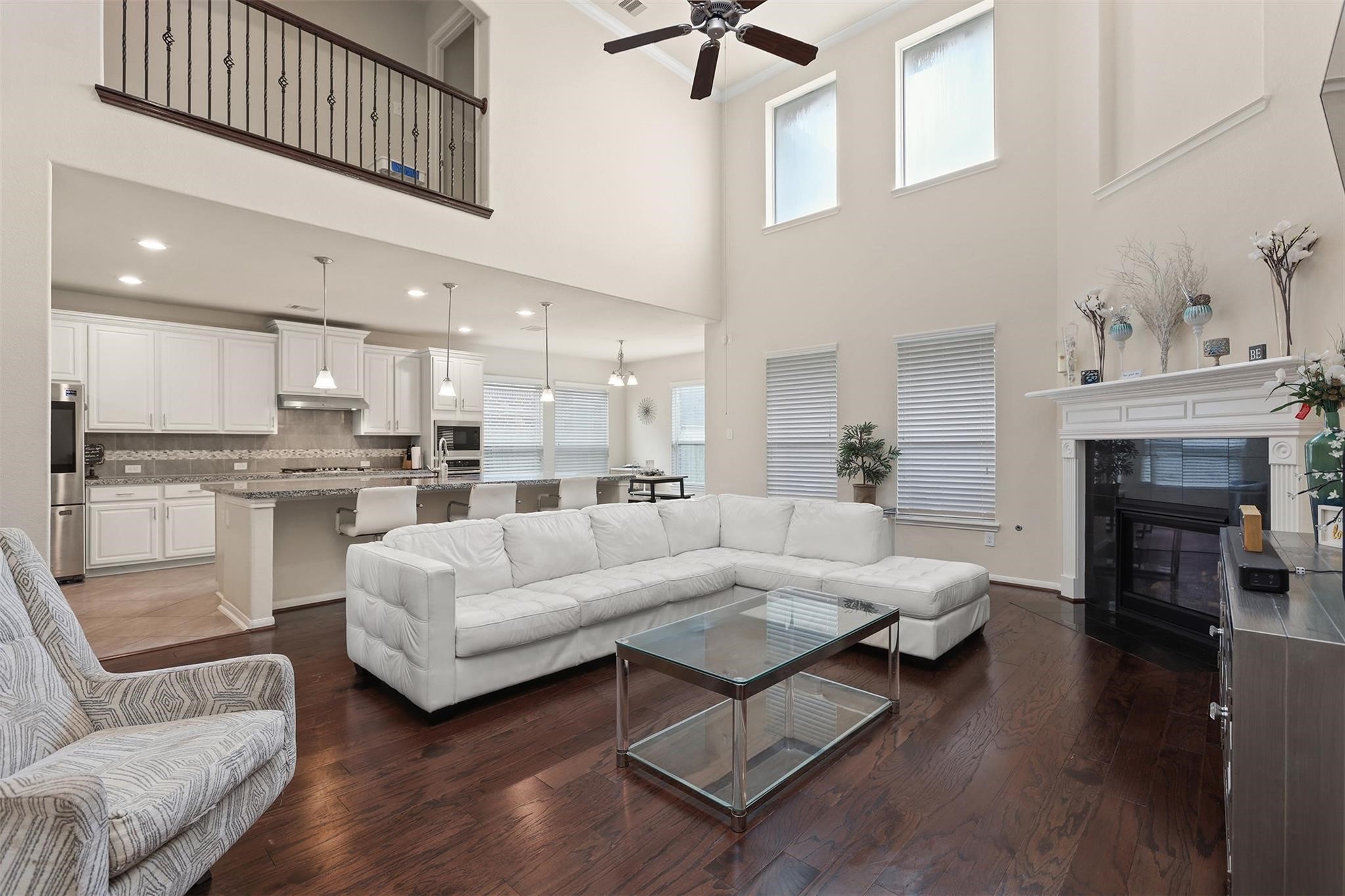 4318 Parkview Terrace Lane, Dickinson, TX 77539 4318 Parkview Terrace Lane, Dickinson, TX 77539
