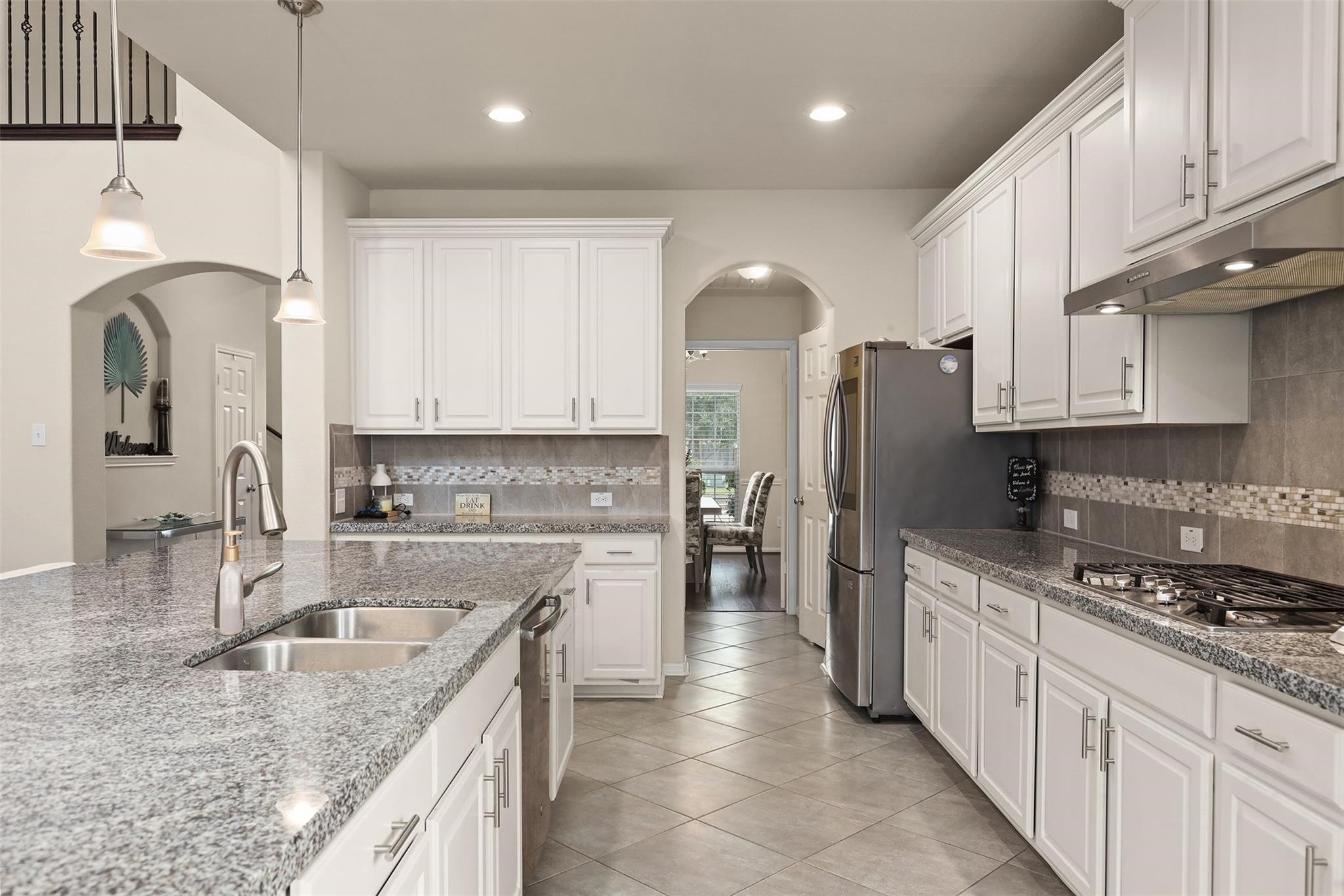 4318 Parkview Terrace Lane, Dickinson, TX 77539