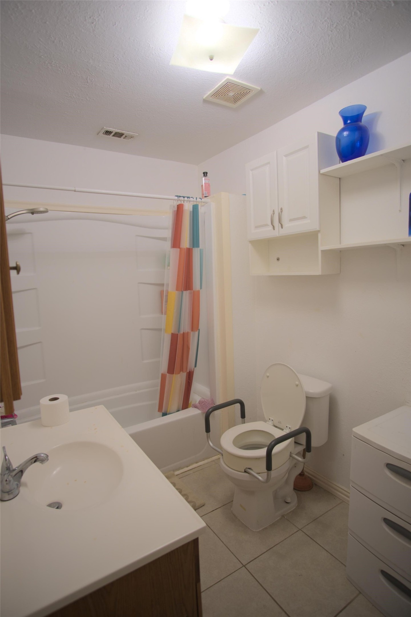 ensuite bath
