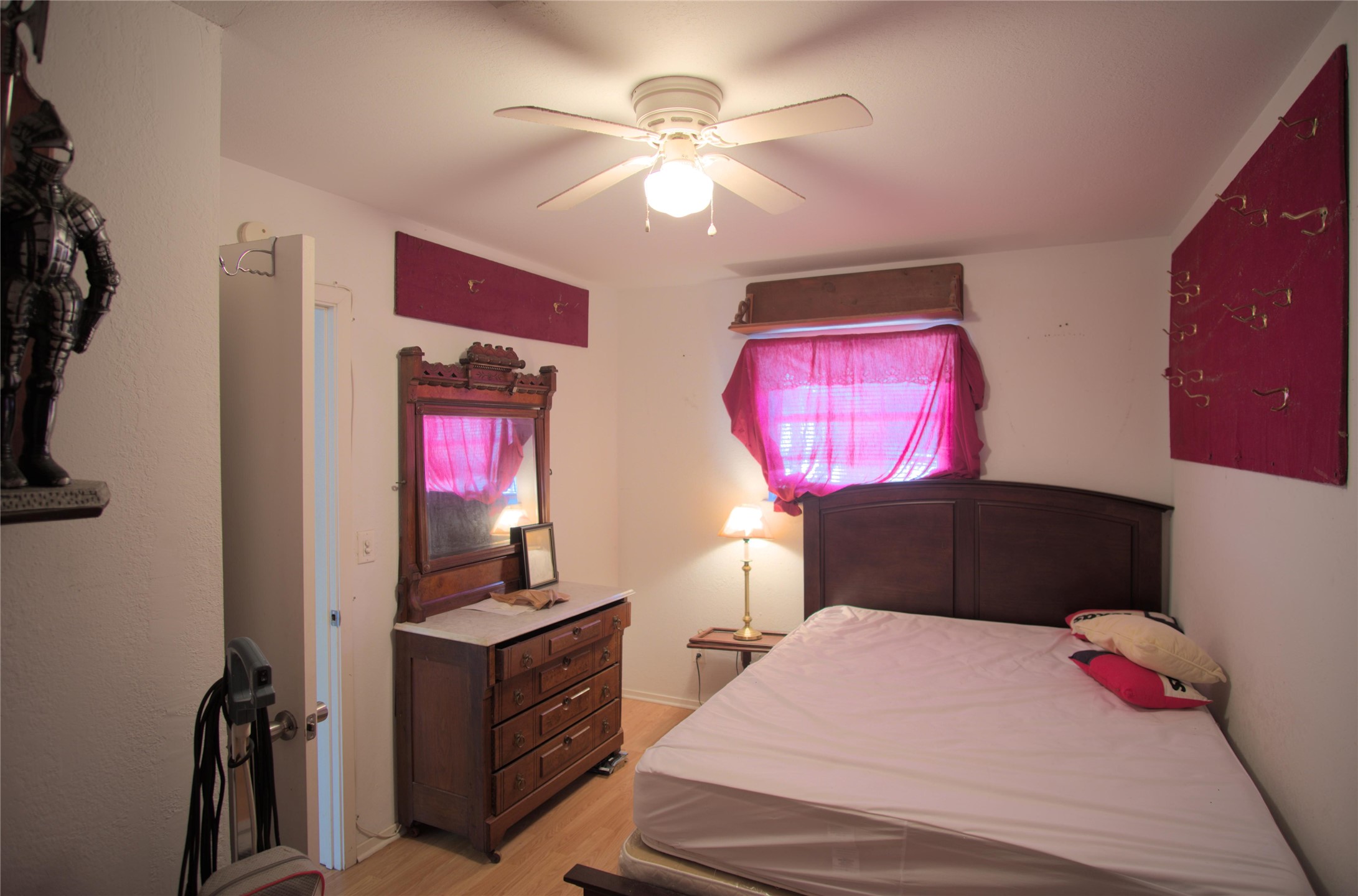 middle bed