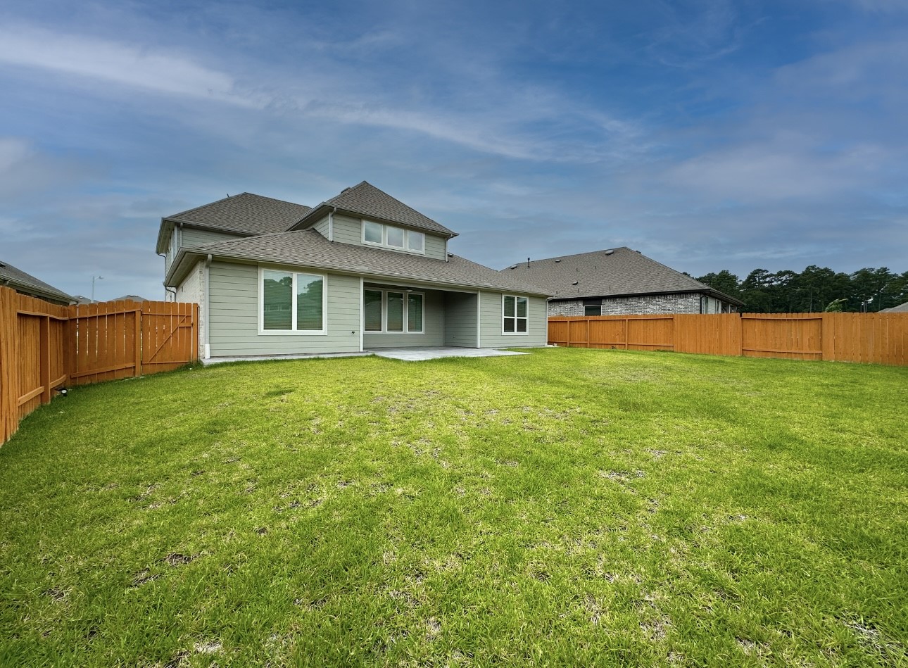 15216 Tattle Creek Lane, Conroe, TX 77384