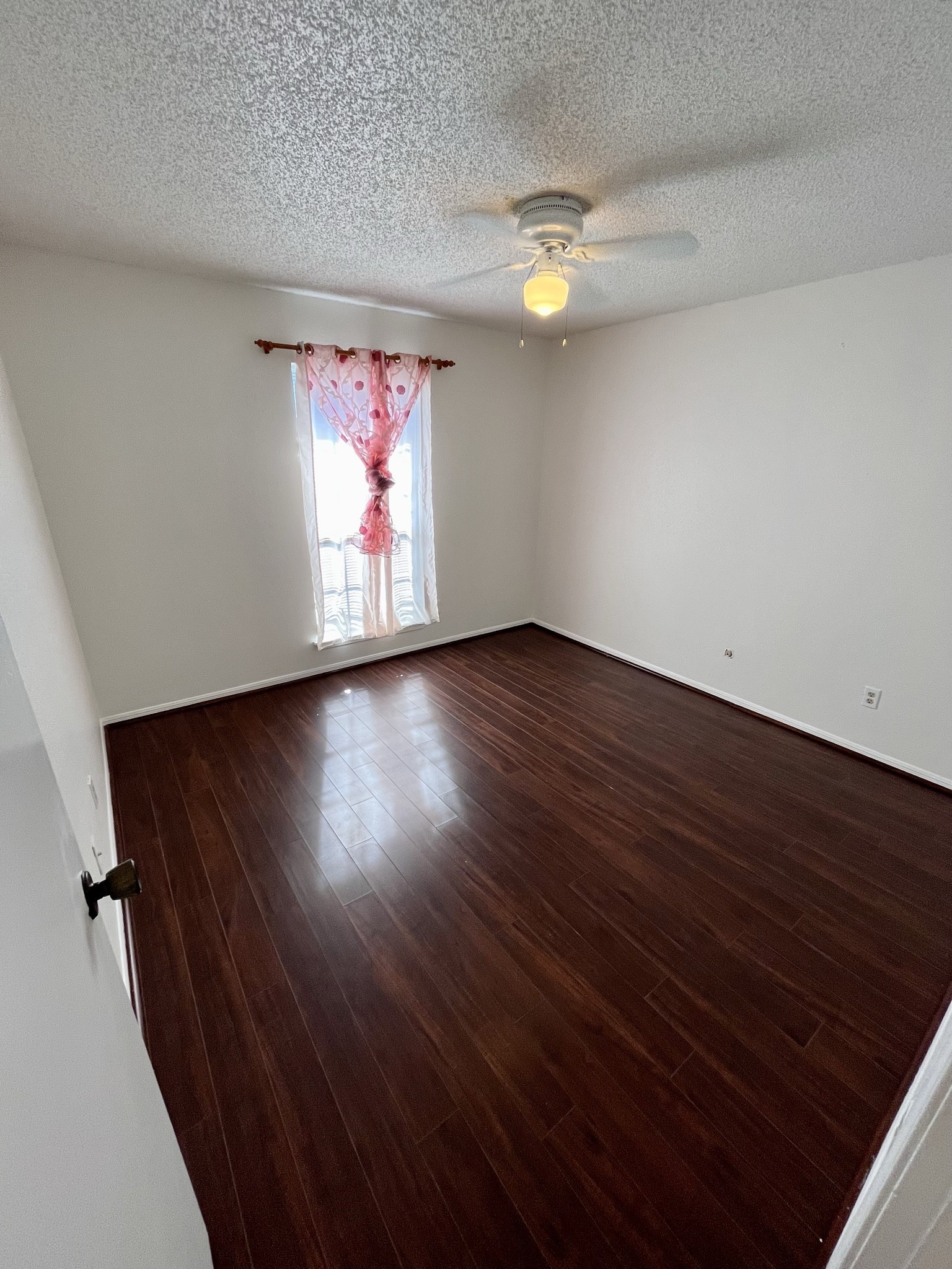 2120 El Paseo Street, #1912, Houston, TX 77054
