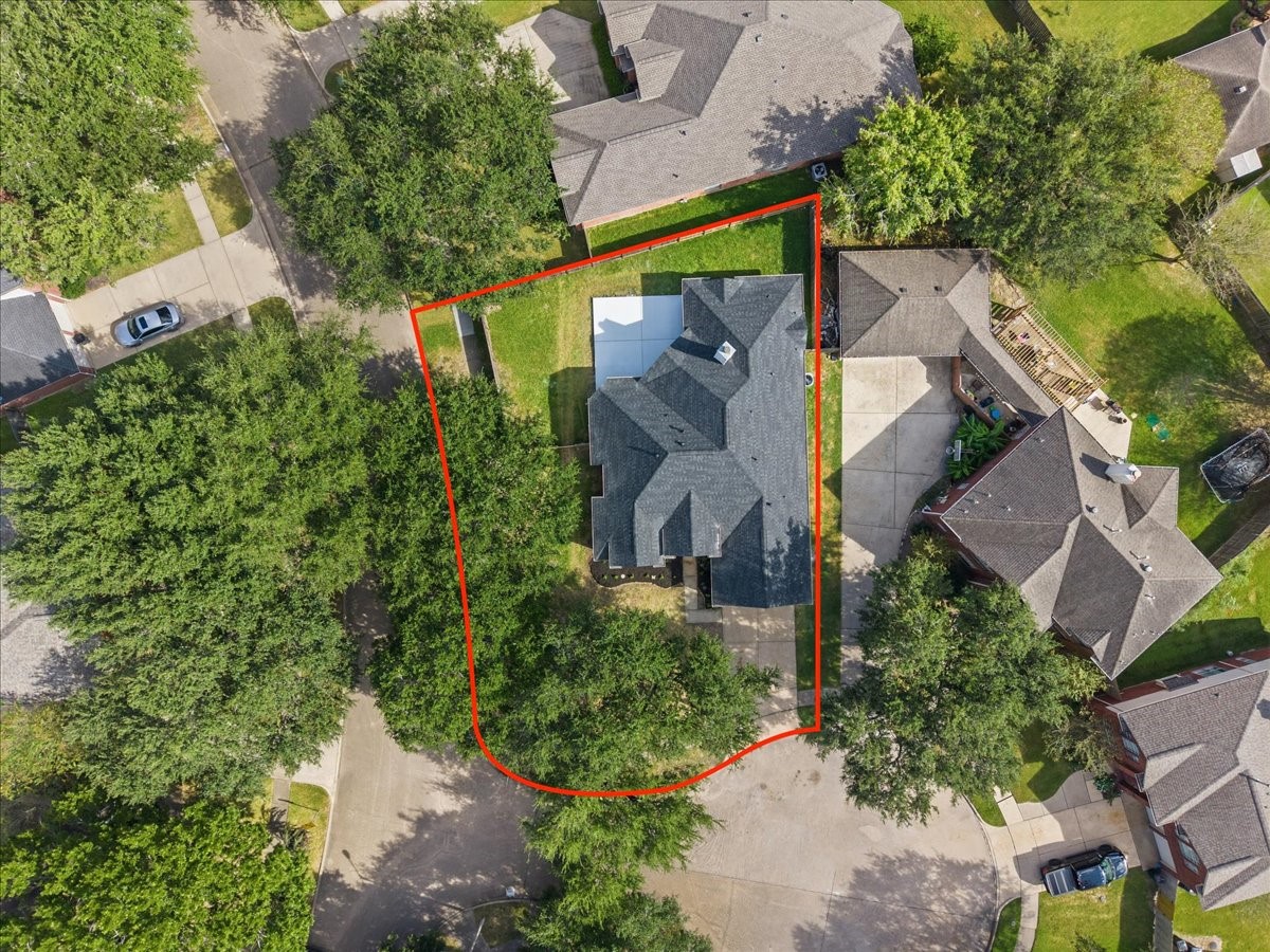 105 Barrington Pointe Court, League City, TX 77573 105 Barrington Pointe Court, League City, TX 77573
