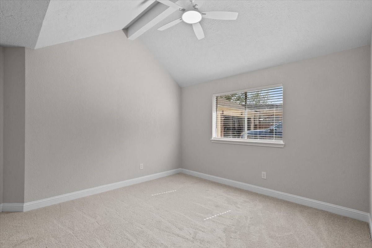 105 Barrington Pointe Court, League City, TX 77573