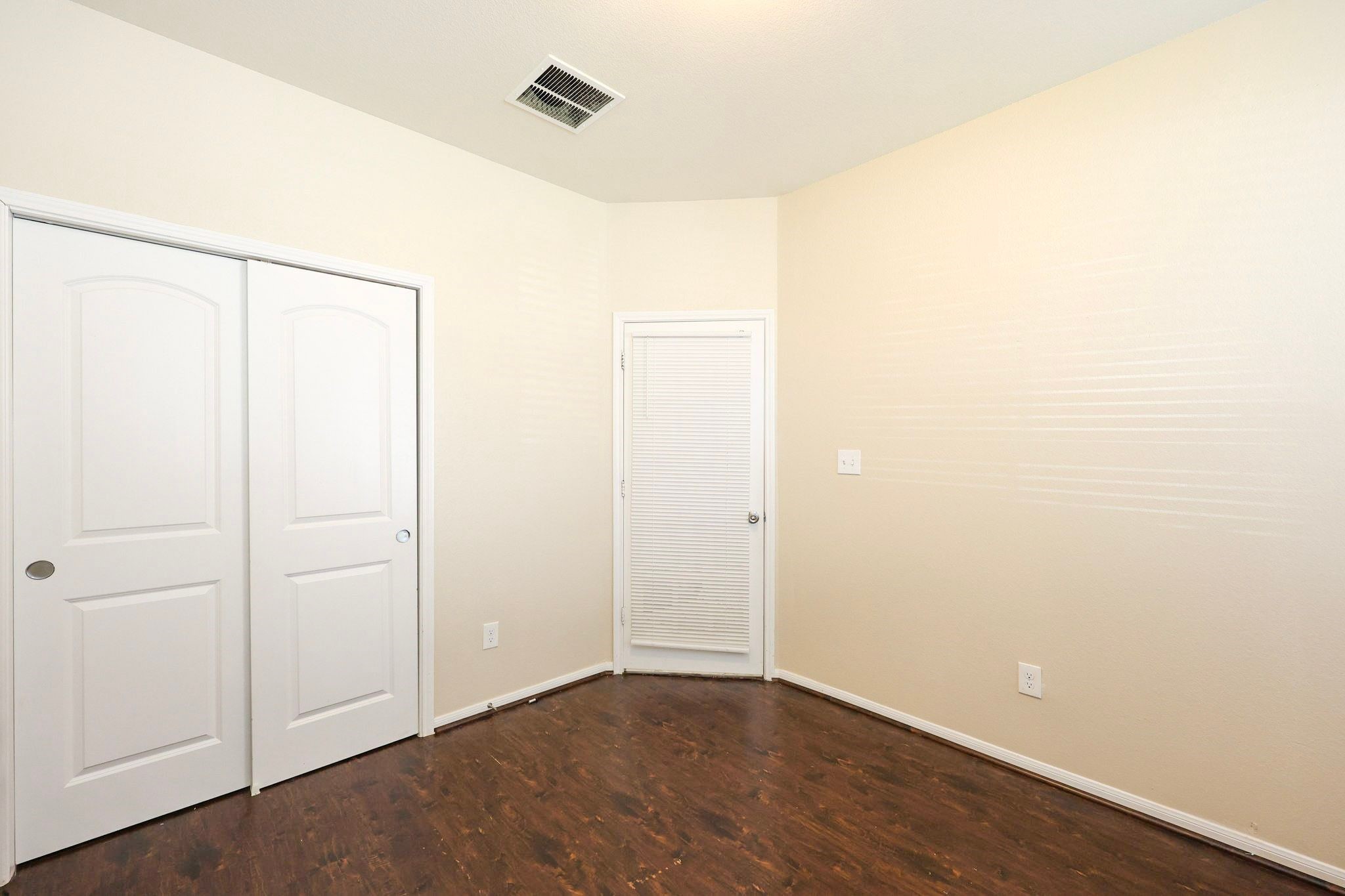 10518 Sun River Falls Drive, Humble, TX 77396