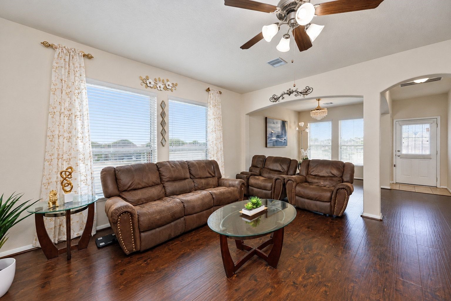 10518 Sun River Falls Drive, Humble, TX 77396